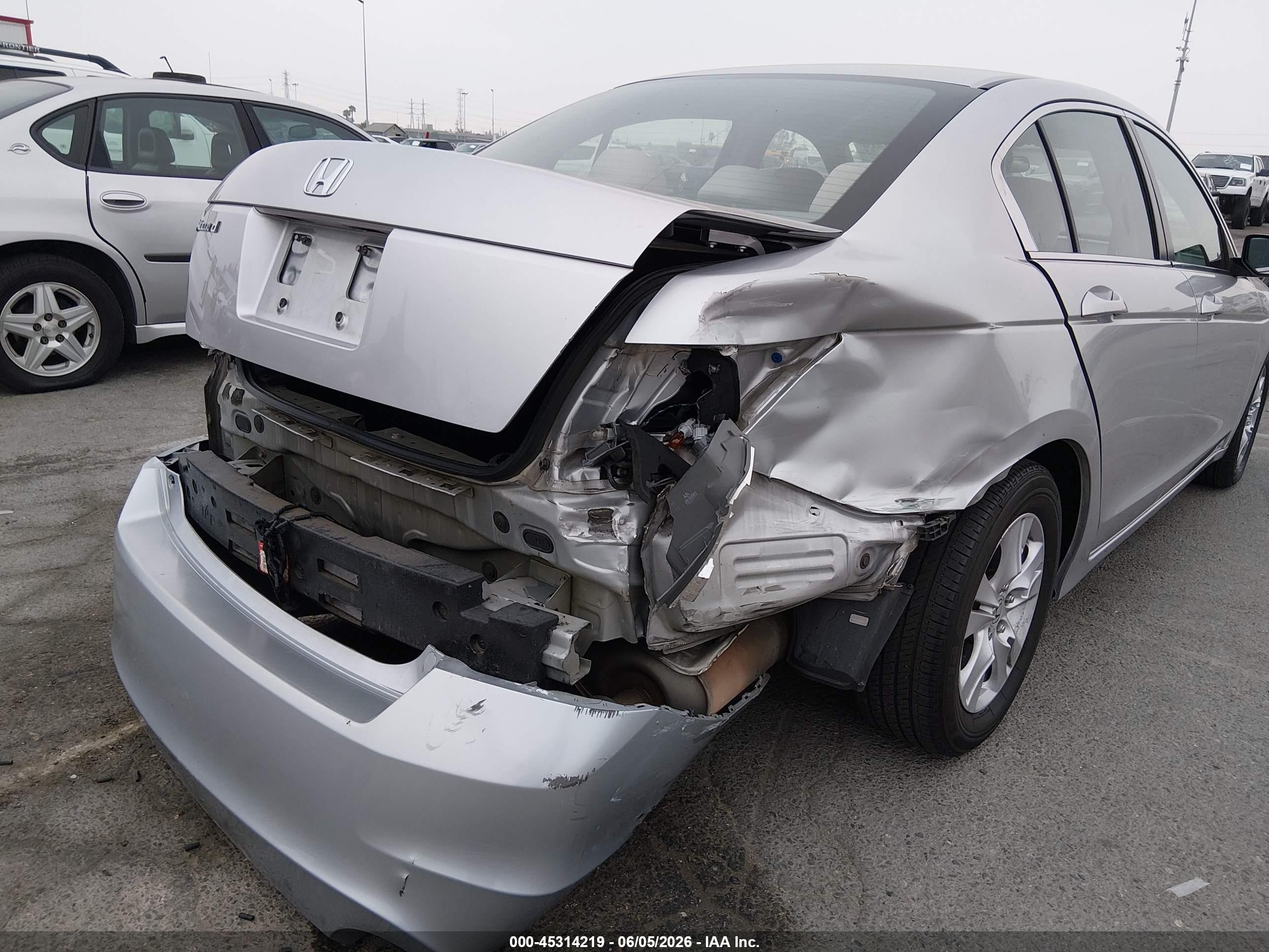 2009 Honda Accord 2.4 Lx-p Silver vin: 1HGCP26409A065843