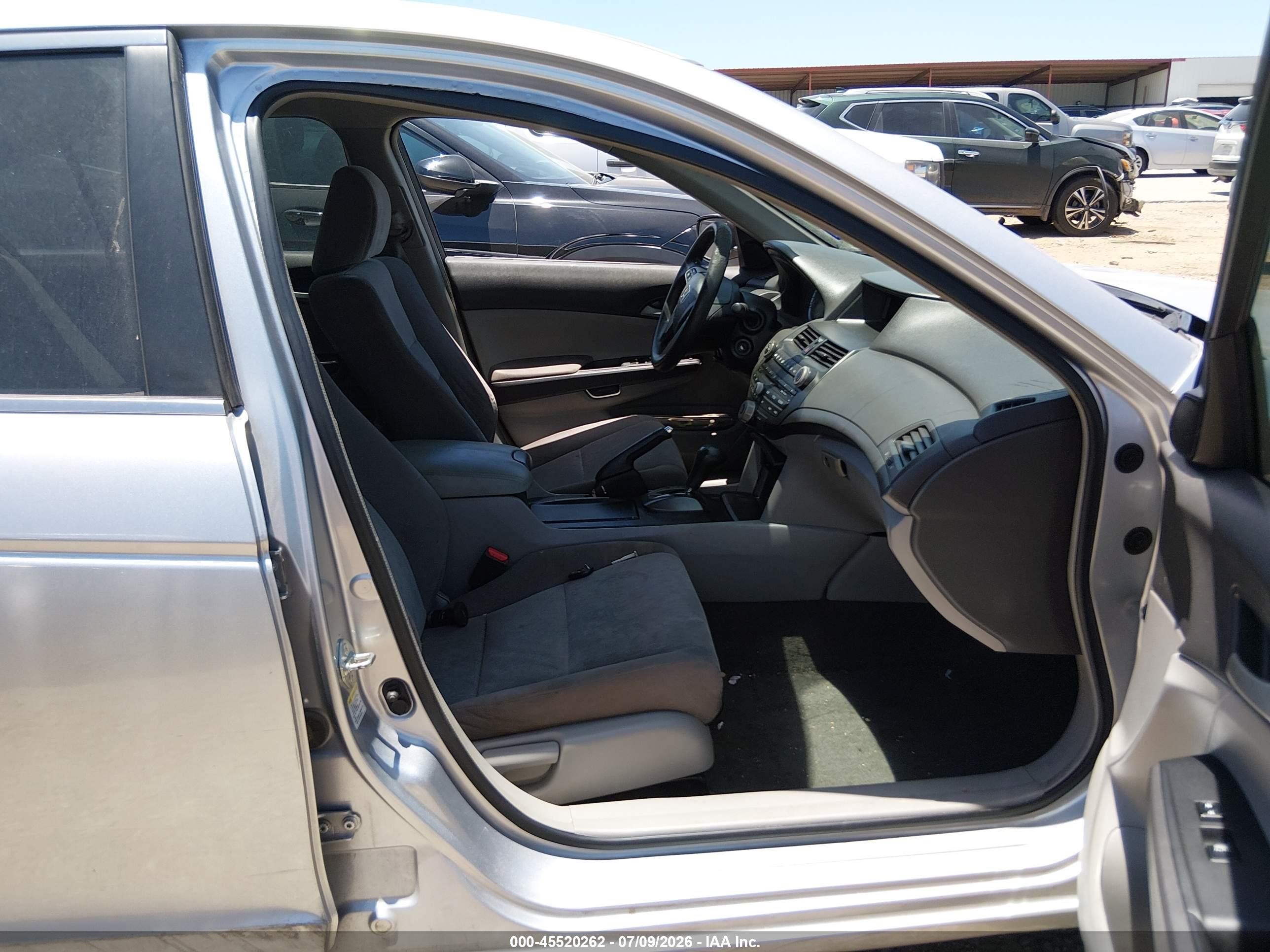 2009 Honda Accord 2.4 Lx-p Silver vin: 1HGCP26409A067883