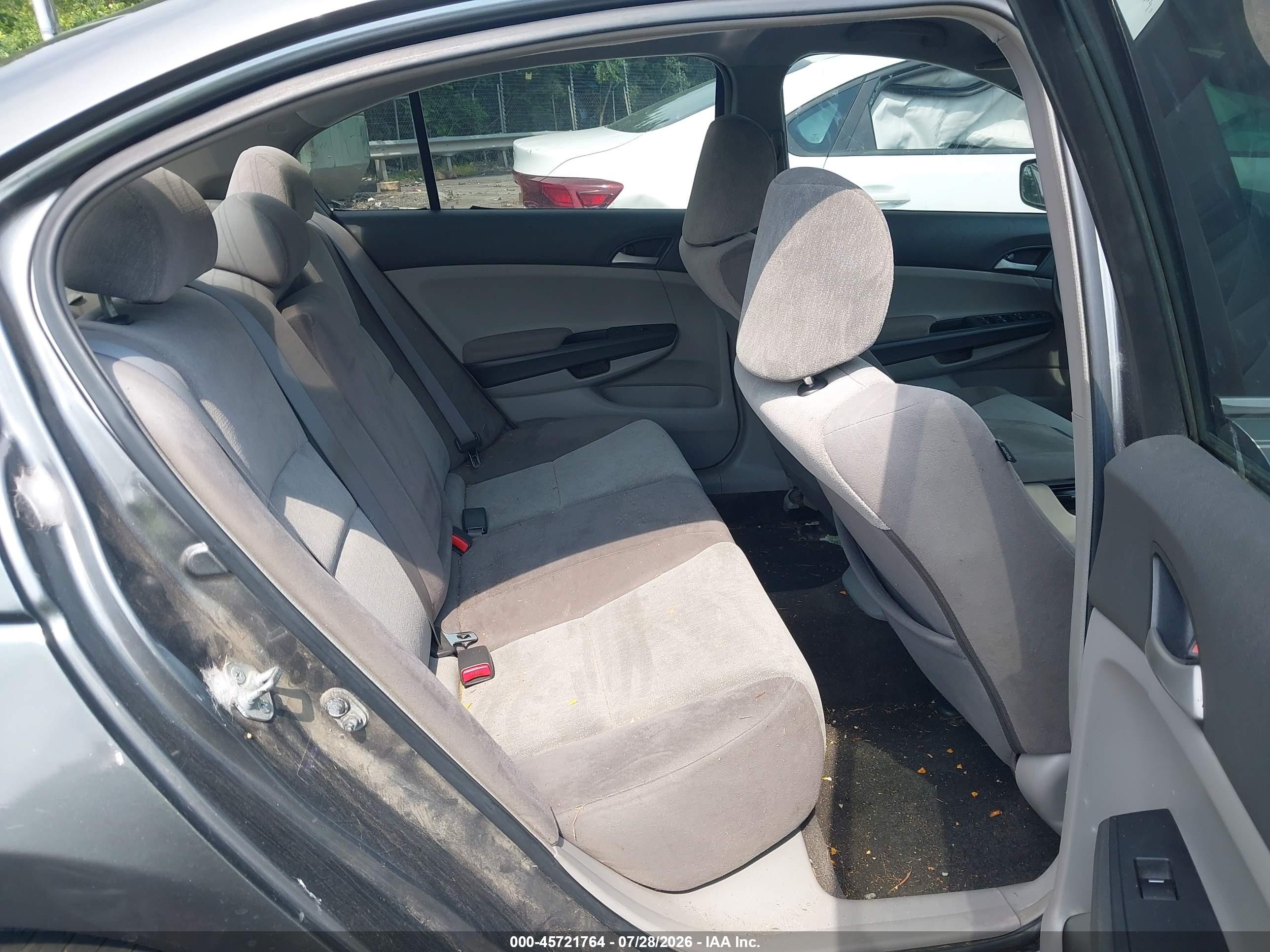 2009 Honda Accord 2.4 Lx-p Silver vin: 1HGCP26409A116466