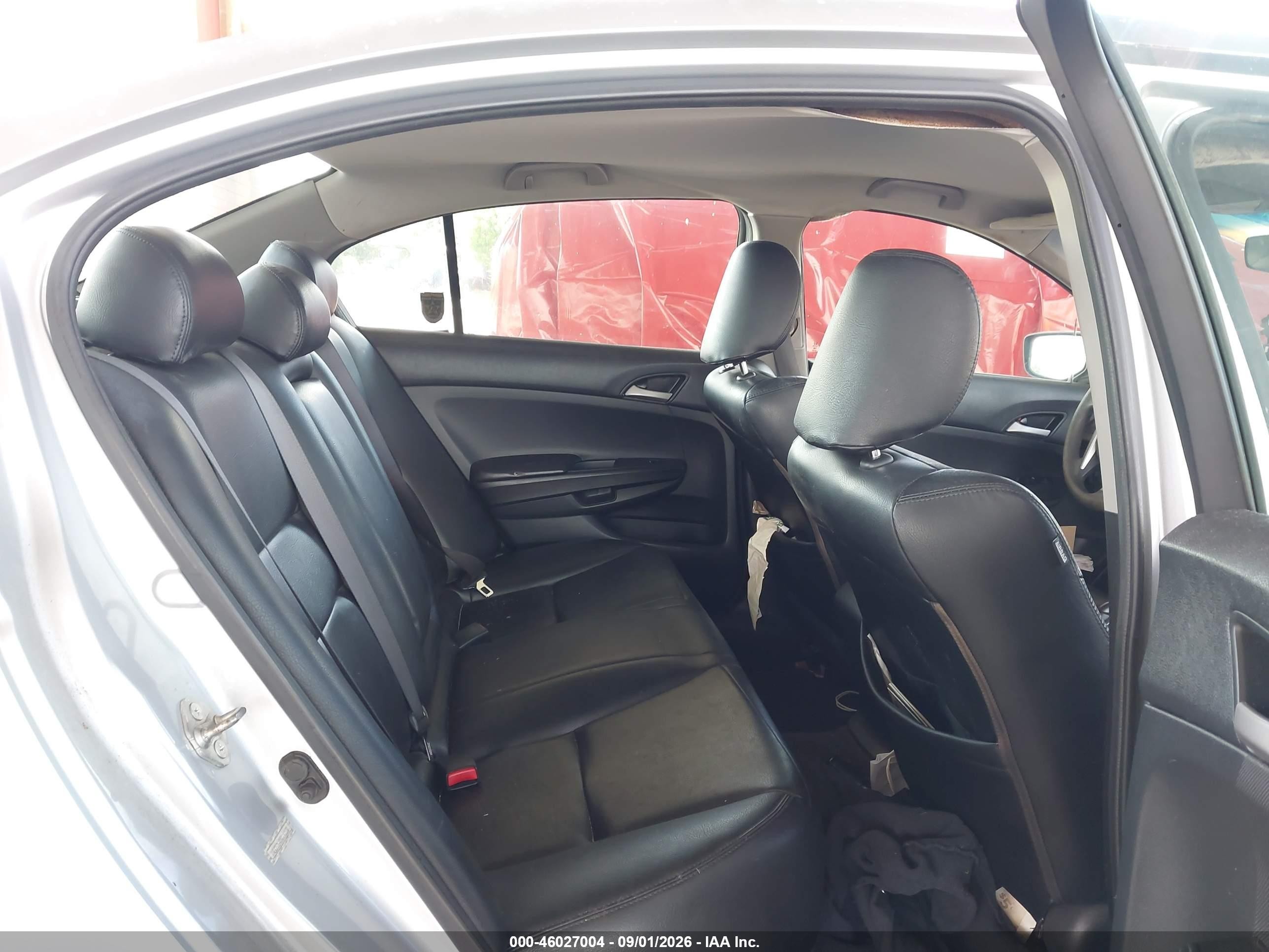 2009 Honda Accord 2.4 Lx-p Silver vin: 1HGCP26409A140556
