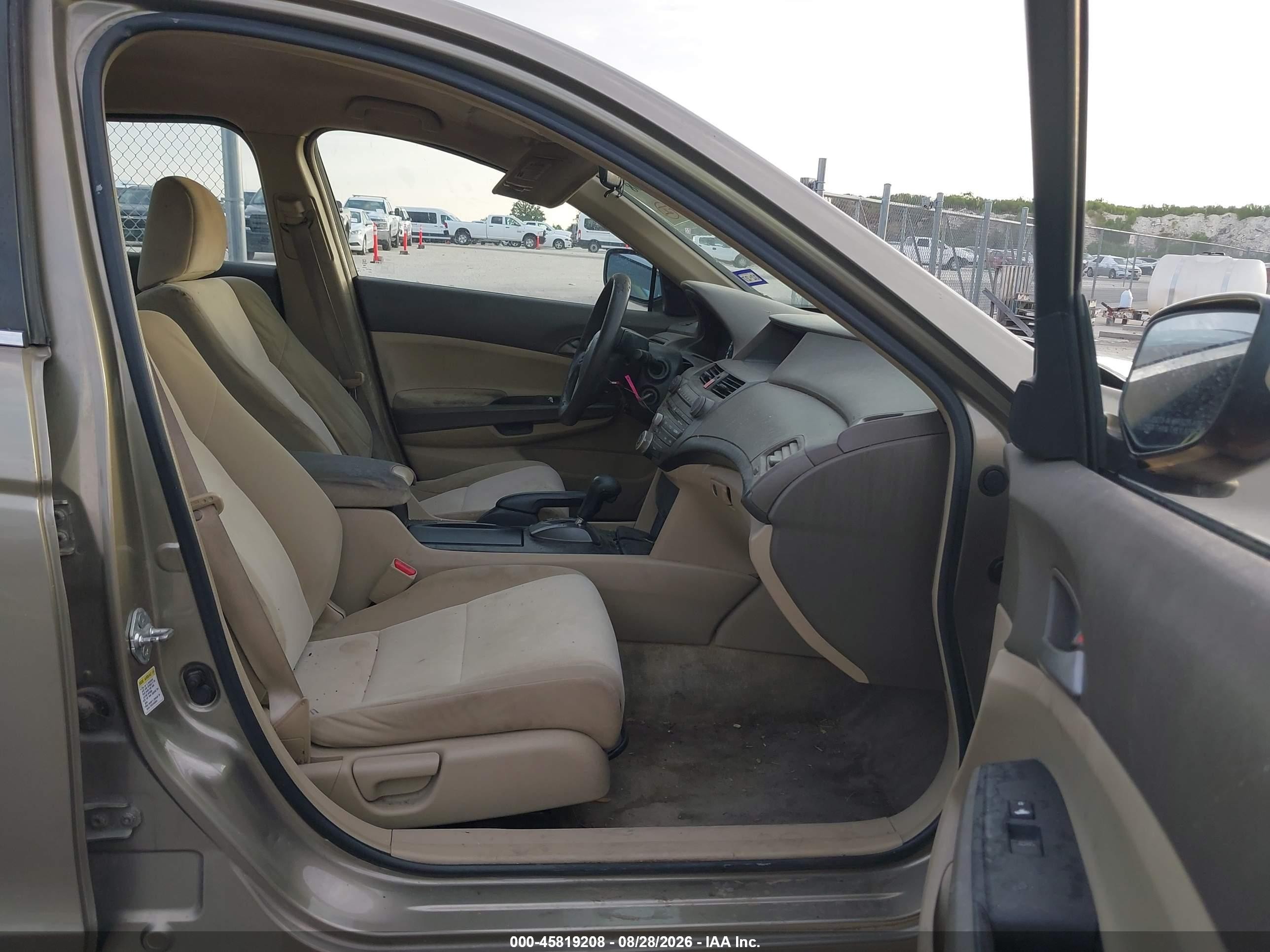 2008 Honda Accord 2.4 Lx-p Коричневый vin: 1HGCP26418A011143