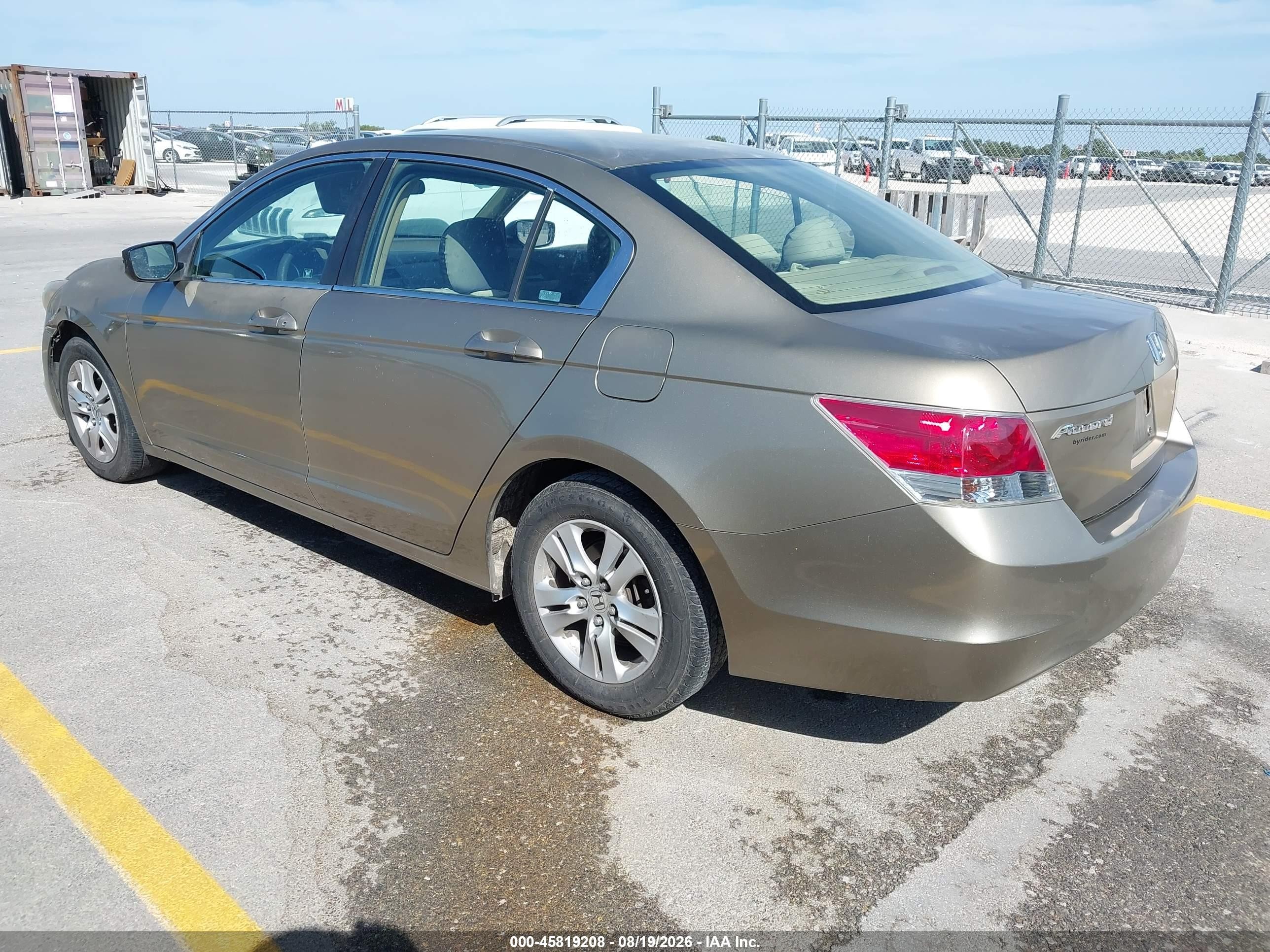 2008 Honda Accord 2.4 Lx-p Коричневый vin: 1HGCP26418A011143