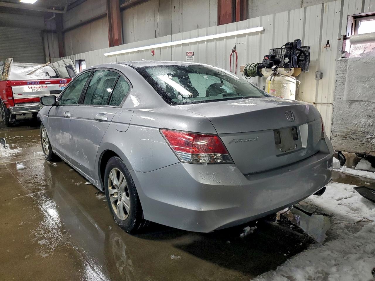 2009 Honda Accord Lxp Silver vin: 1HGCP26419A015212