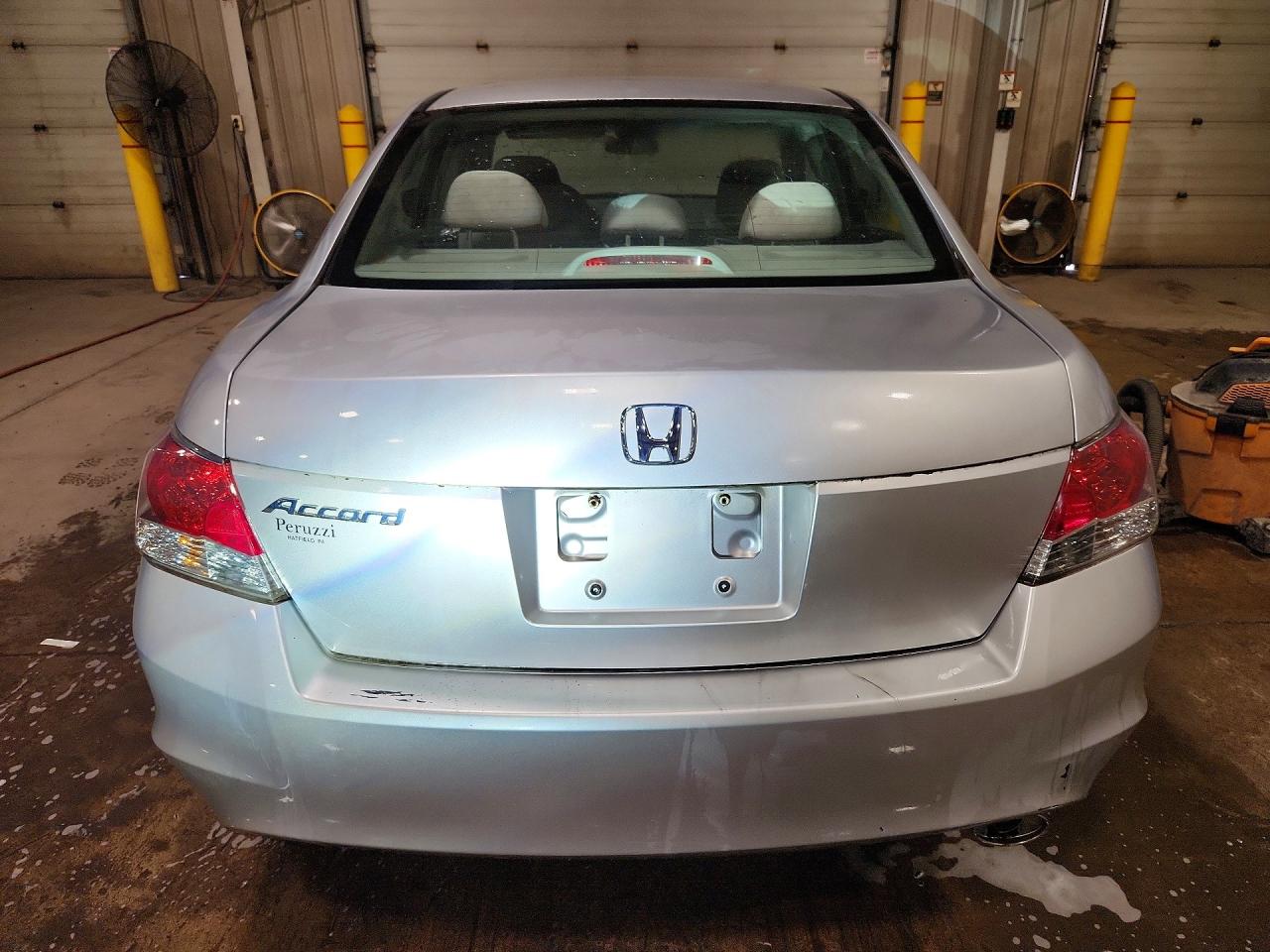2009 Honda Accord Lxp Silver vin: 1HGCP26419A057363