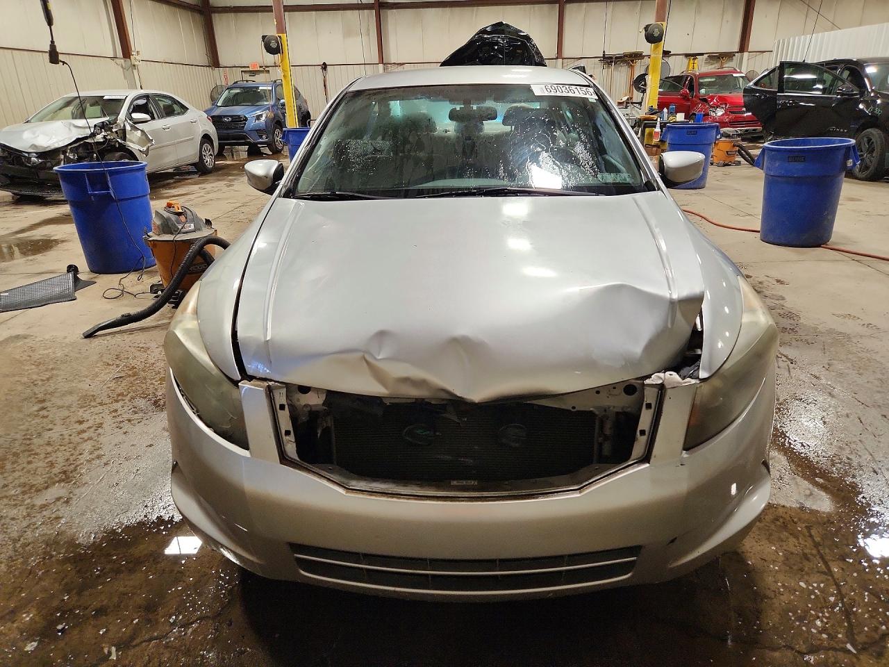 2009 Honda Accord Lxp Silver vin: 1HGCP26419A057363