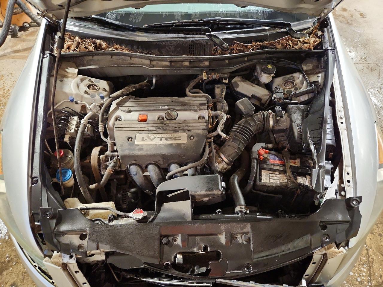 2009 Honda Accord Lxp Silver vin: 1HGCP26419A057363
