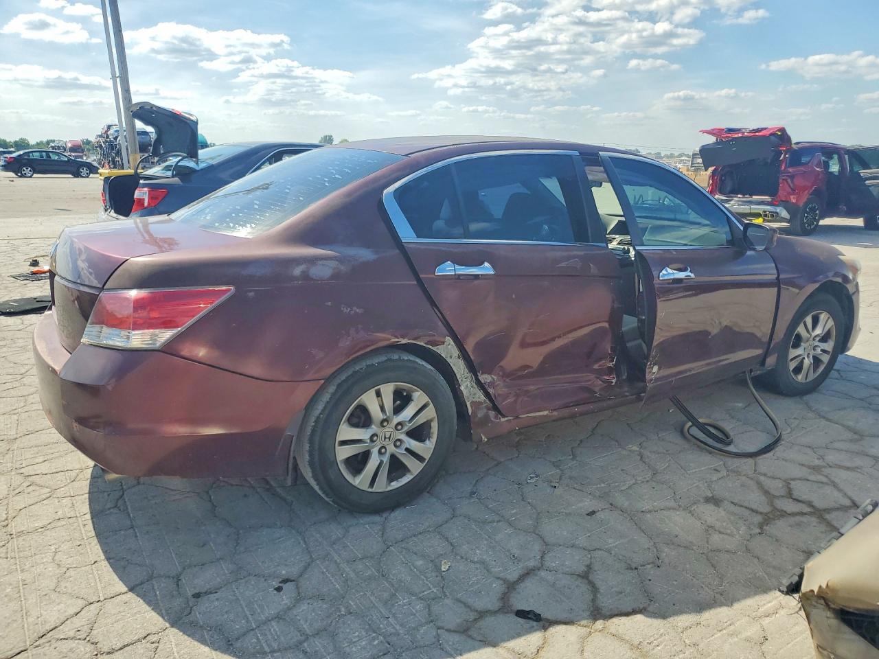 2009 Honda Accord Lxp Burgundy vin: 1HGCP26419A168155