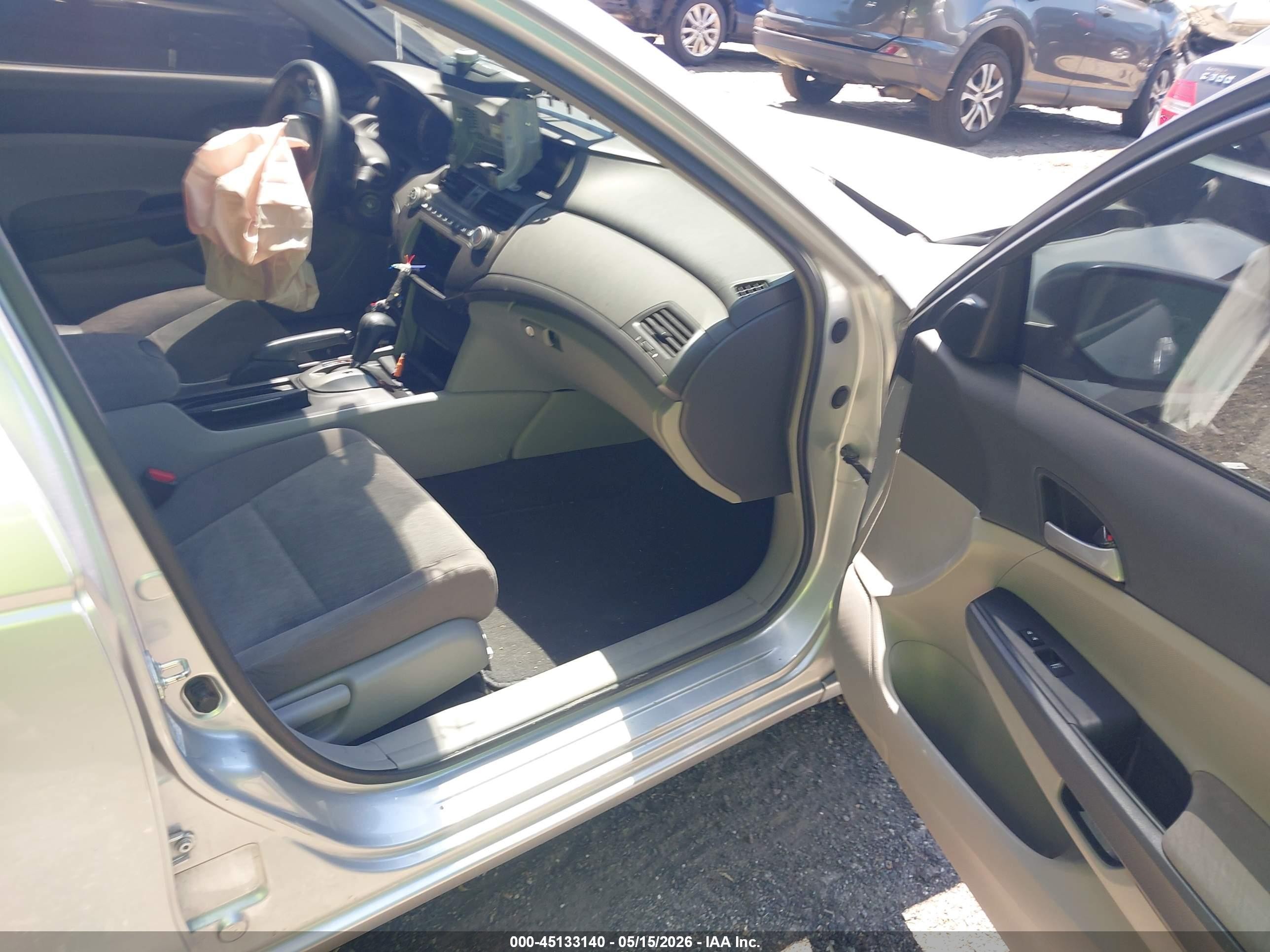 2009 Honda Accord 2.4 Lx-p Silver vin: 1HGCP26419A188213