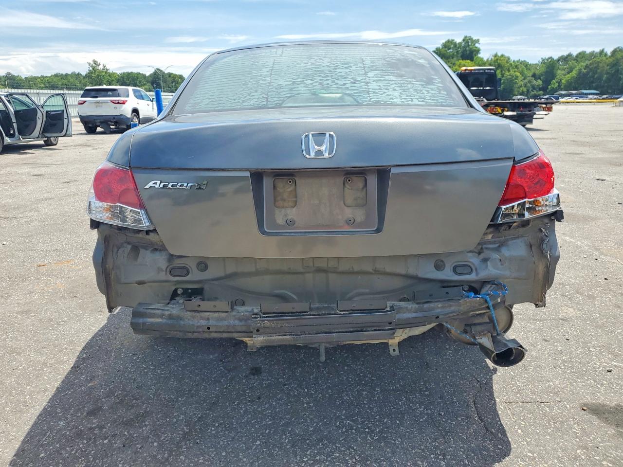 2009 Hond Accord Gray vin: 1HGCP26439A006897