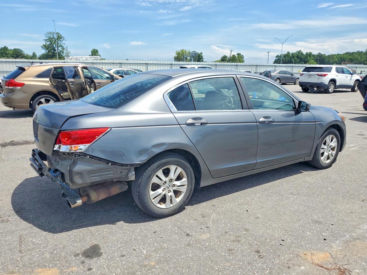 2009 Hond Accord Gray vin: 1HGCP26439A006897
