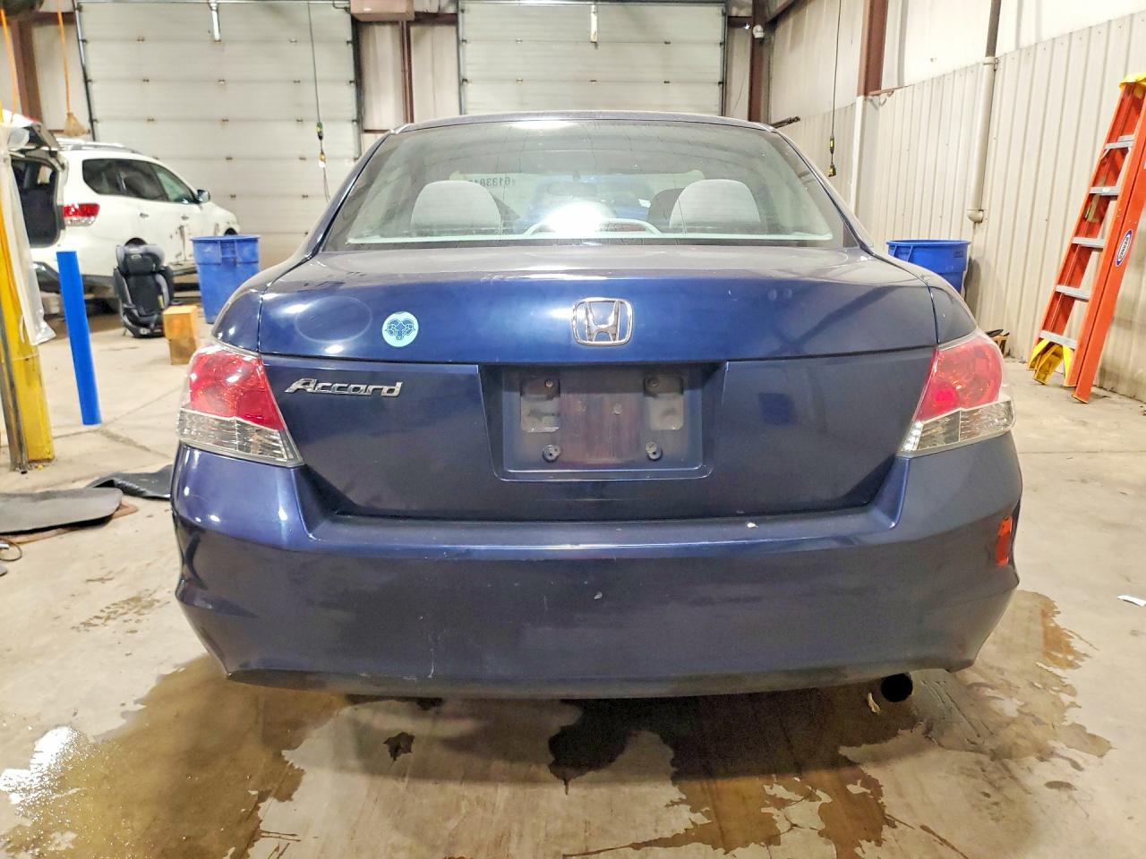 2009 Honda Accord Lxp Blue vin: 1HGCP26439A098402