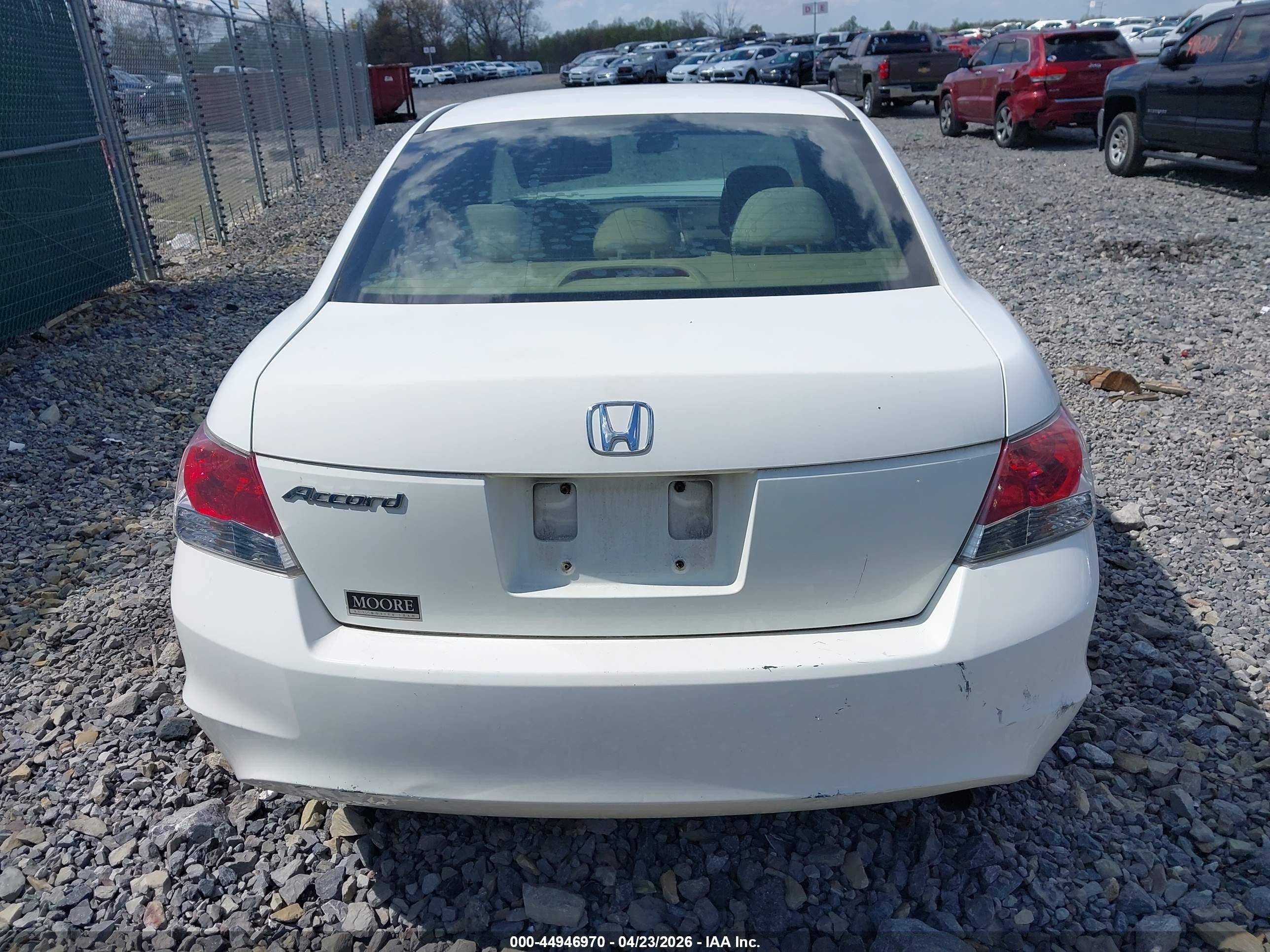 2008 Honda Accord 2.4 Lx-p Белый vin: 1HGCP26448A053354