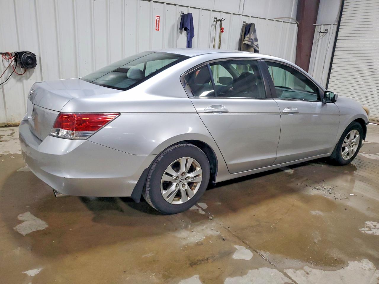 2009 Honda Accord Lxp Silver vin: 1HGCP26449A011168