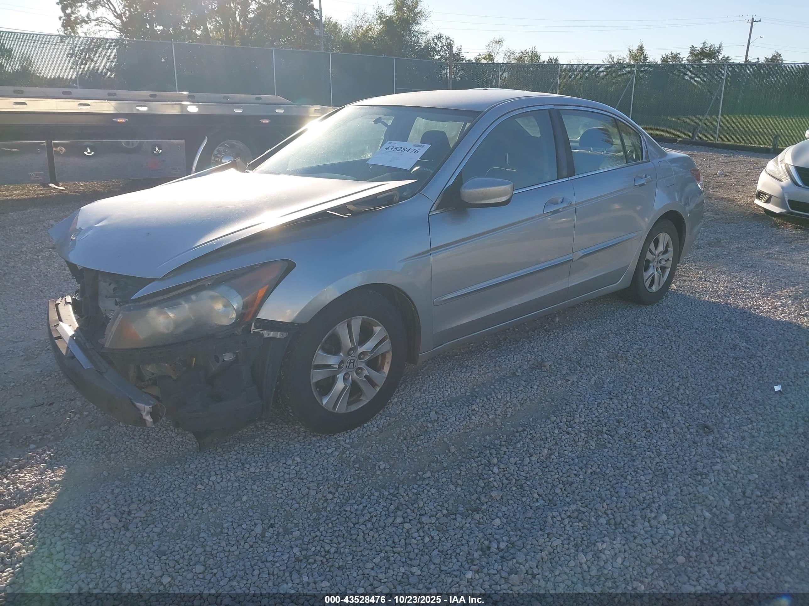 2009 Honda Accord 2.4 Lx-p Silver vin: 1HGCP26449A071127