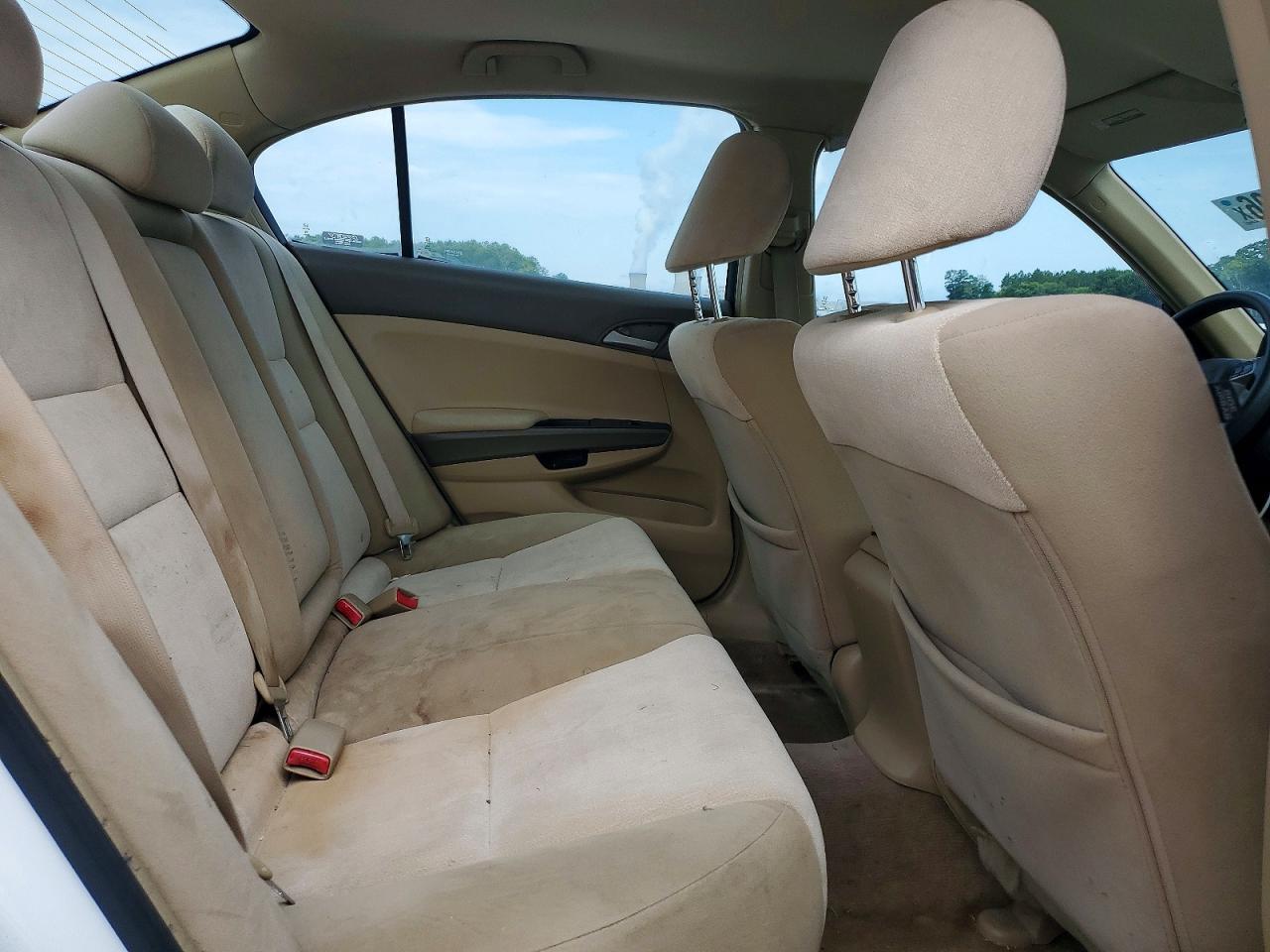 2009 Honda Accord Lxp White vin: 1HGCP26449A084573