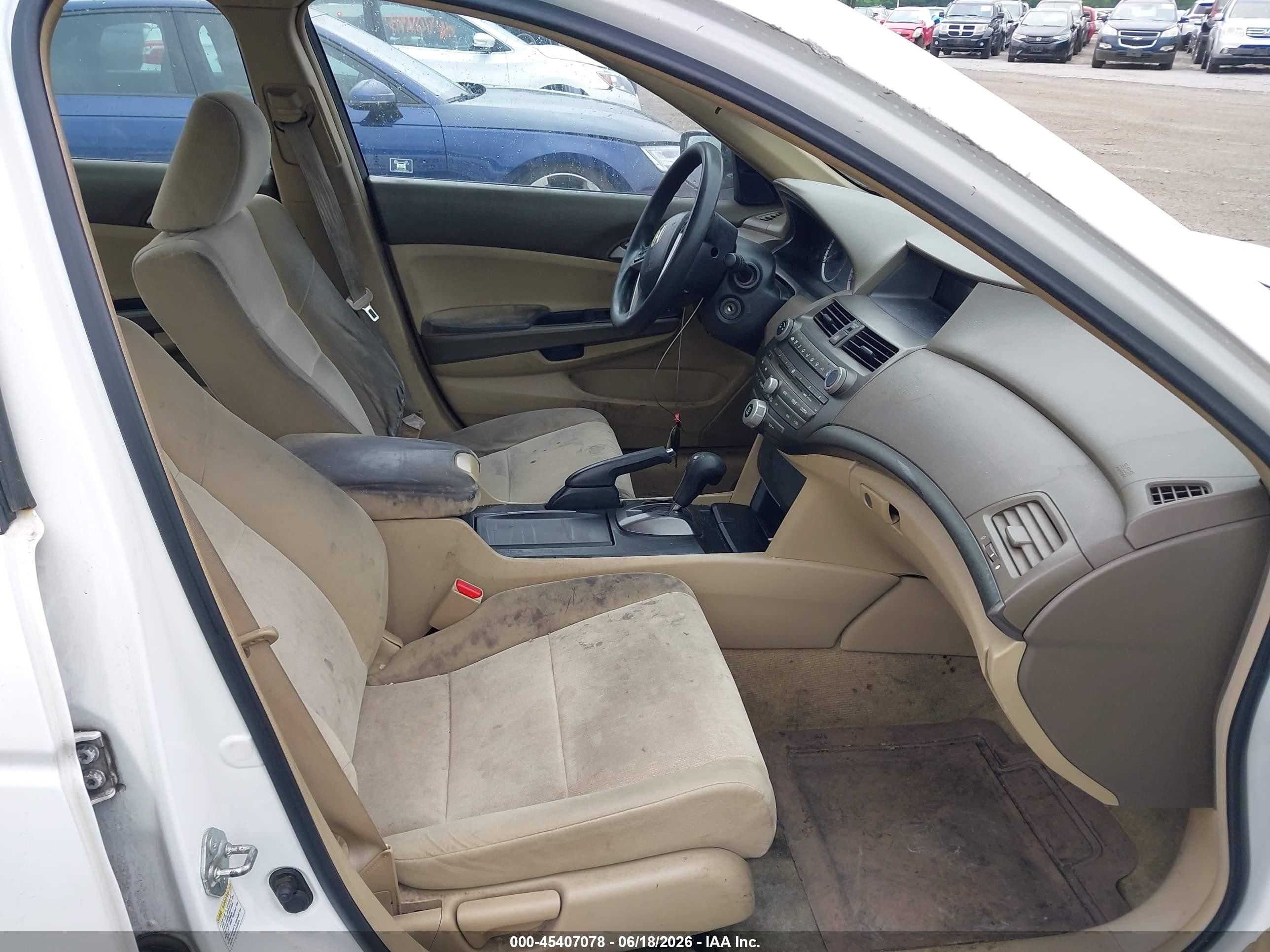 2009 Honda Accord 2.4 Lx-p Белый vin: 1HGCP26449A136817