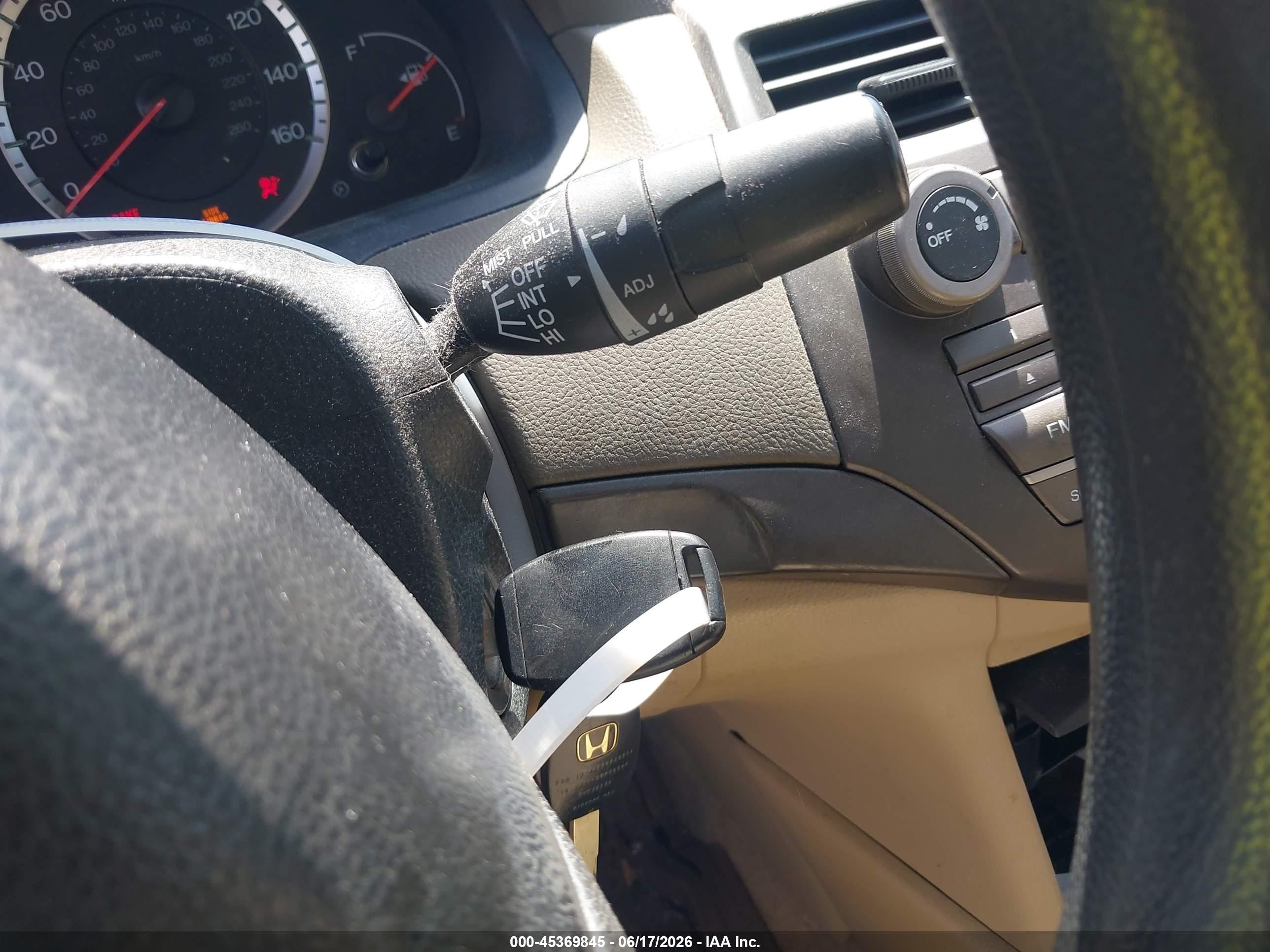 2009 Honda Accord 2.4 Lx-p Red vin: 1HGCP26449A201326