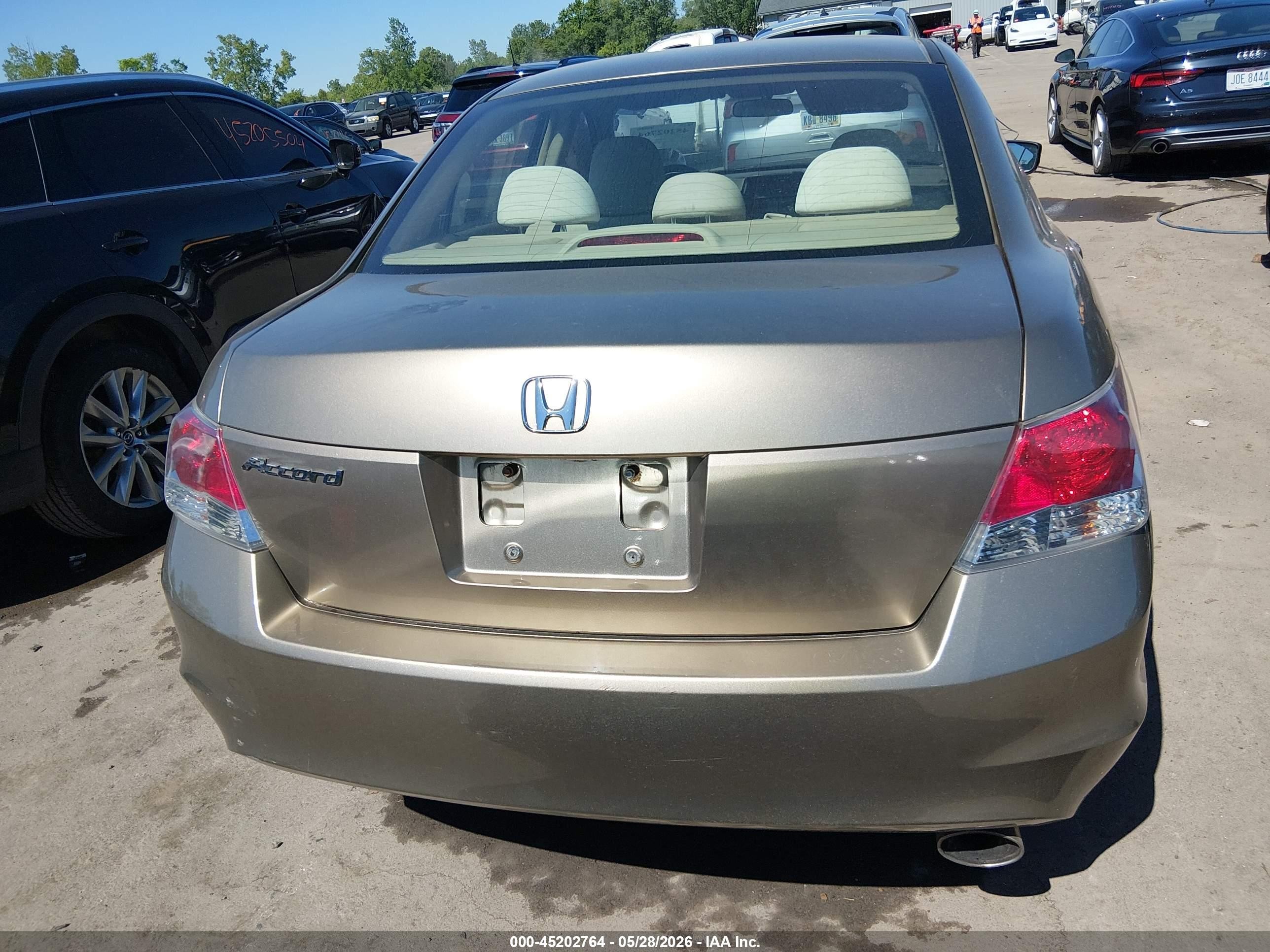2008 Honda Accord 2.4 Lx-p Золотой vin: 1HGCP26458A113352