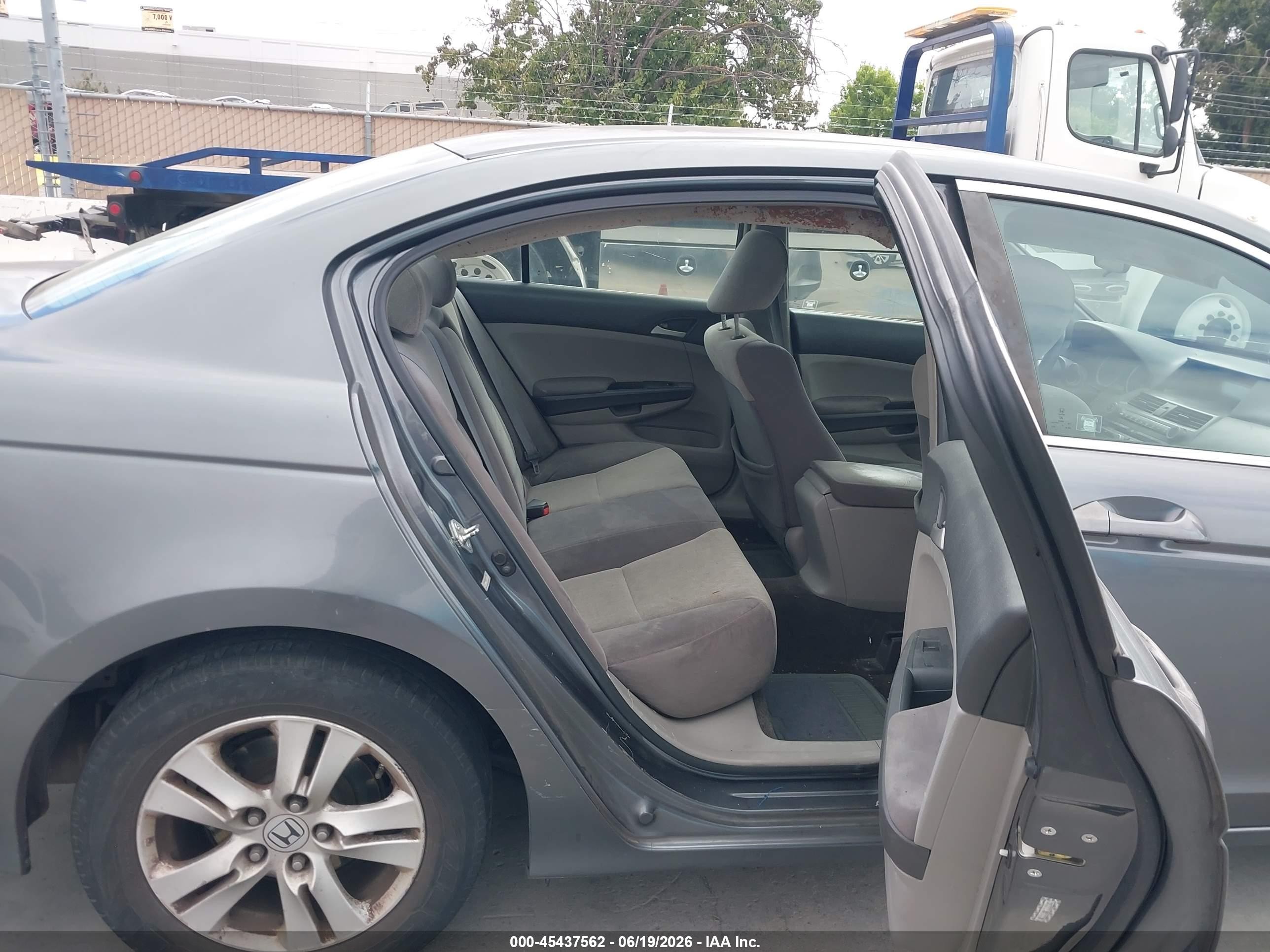 2009 Honda Accord 2.4 Lx-p Gray vin: 1HGCP26459A034684