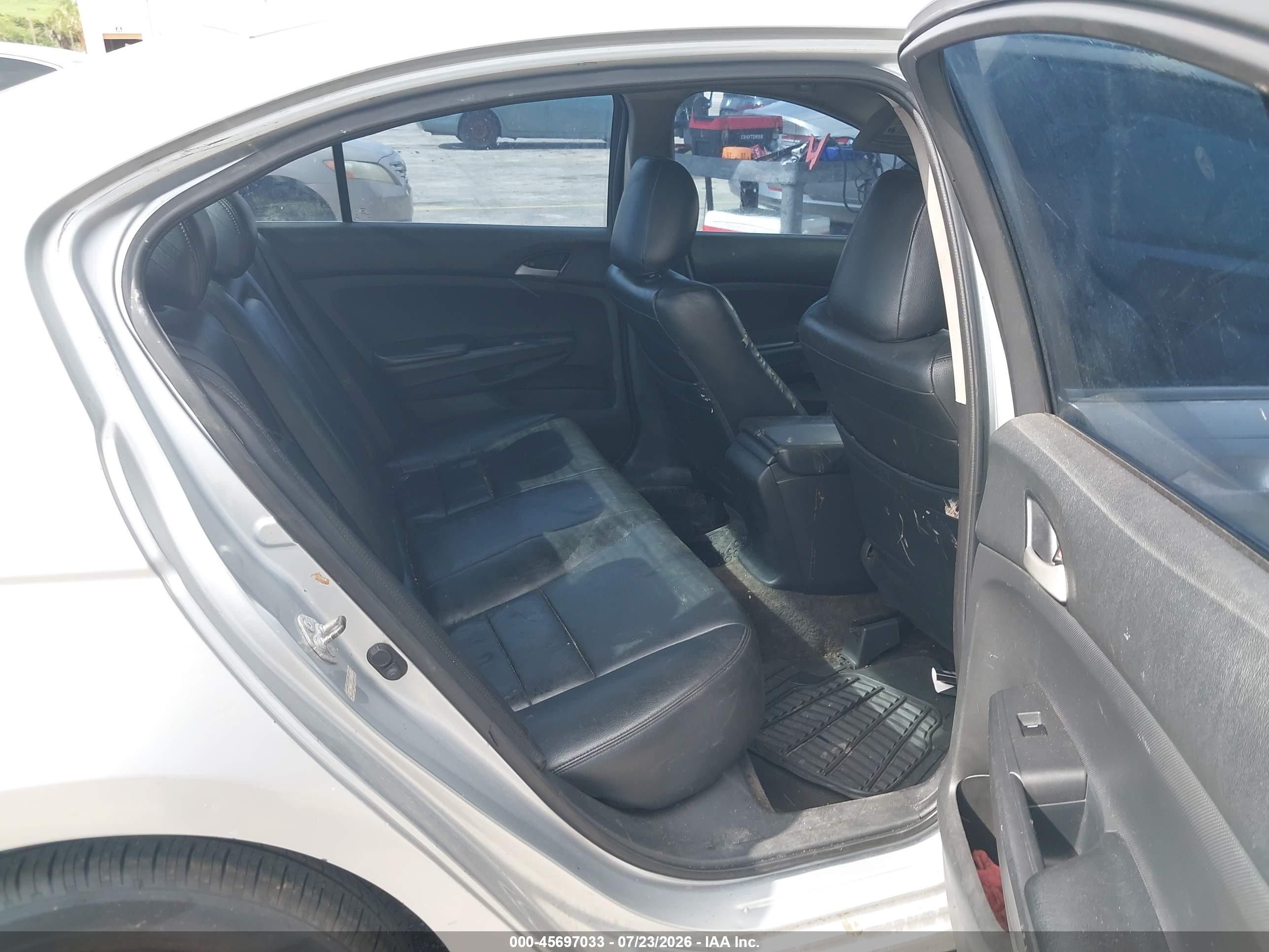 2009 Honda Accord 2.4 Lx-p Серебряный vin: 1HGCP26459A111778