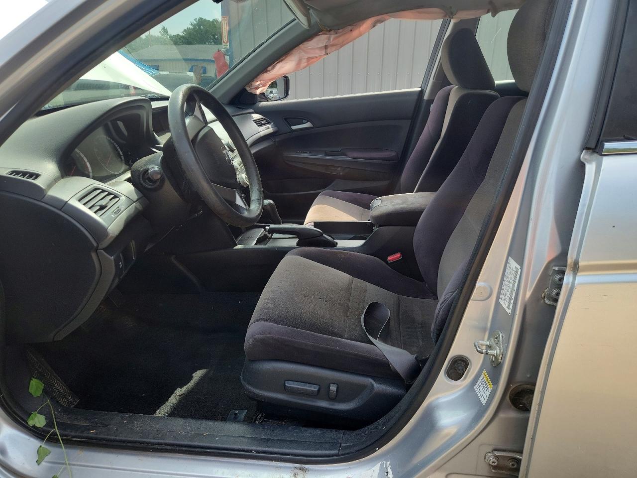 2009 Honda Accord Lxp Silver vin: 1HGCP26469A017425