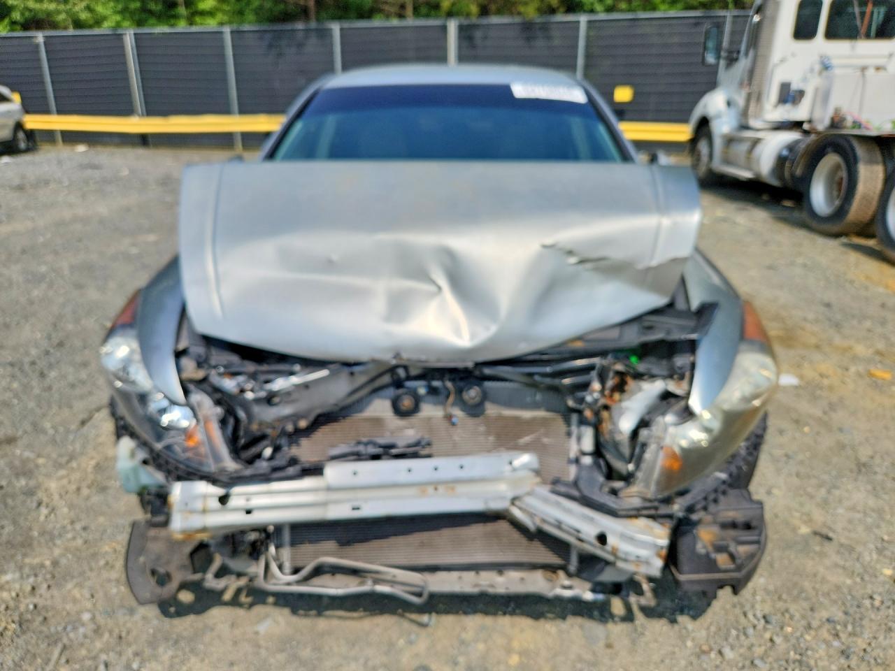 2009 Honda Accord Lxp Silver vin: 1HGCP26469A105360