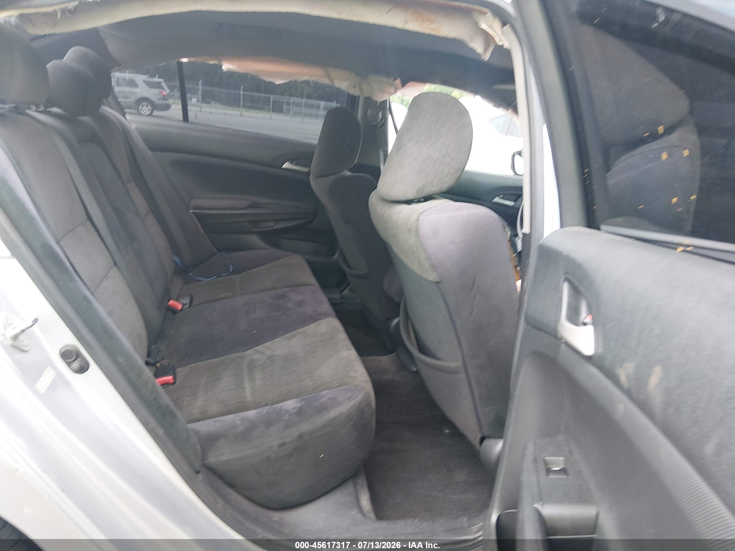 2009 Honda Accord 2.4 Lx-p Silver vin: 1HGCP26469A111899