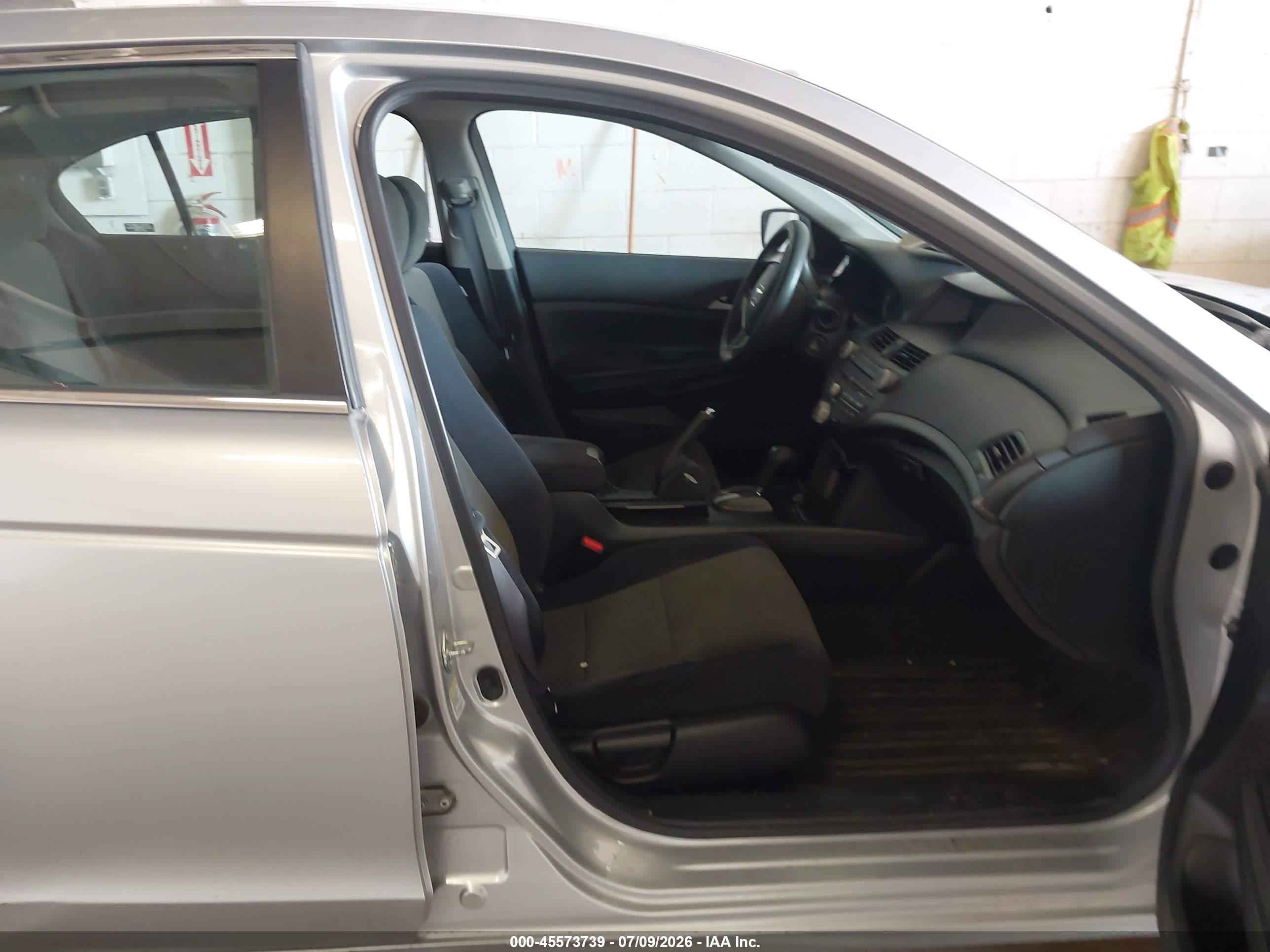 2009 Honda Accord 2.4 Lx-p Silver vin: 1HGCP26479A017448