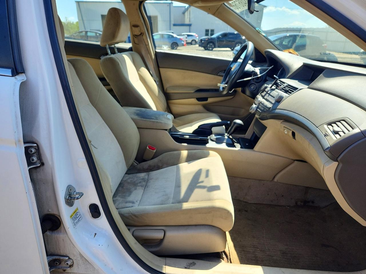 2009 Honda Accord Lxp White vin: 1HGCP26479A190905