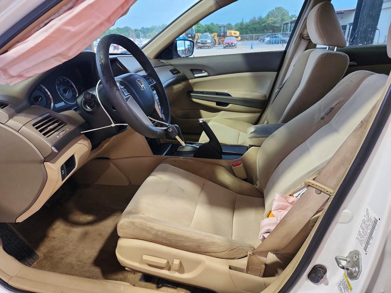 2008 Honda Accord Lxp White vin: 1HGCP26488A142179