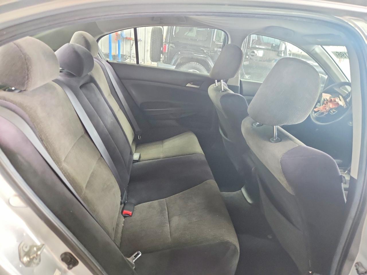 2008 Honda Accord Lxp Серебряный vin: 1HGCP26498A096524