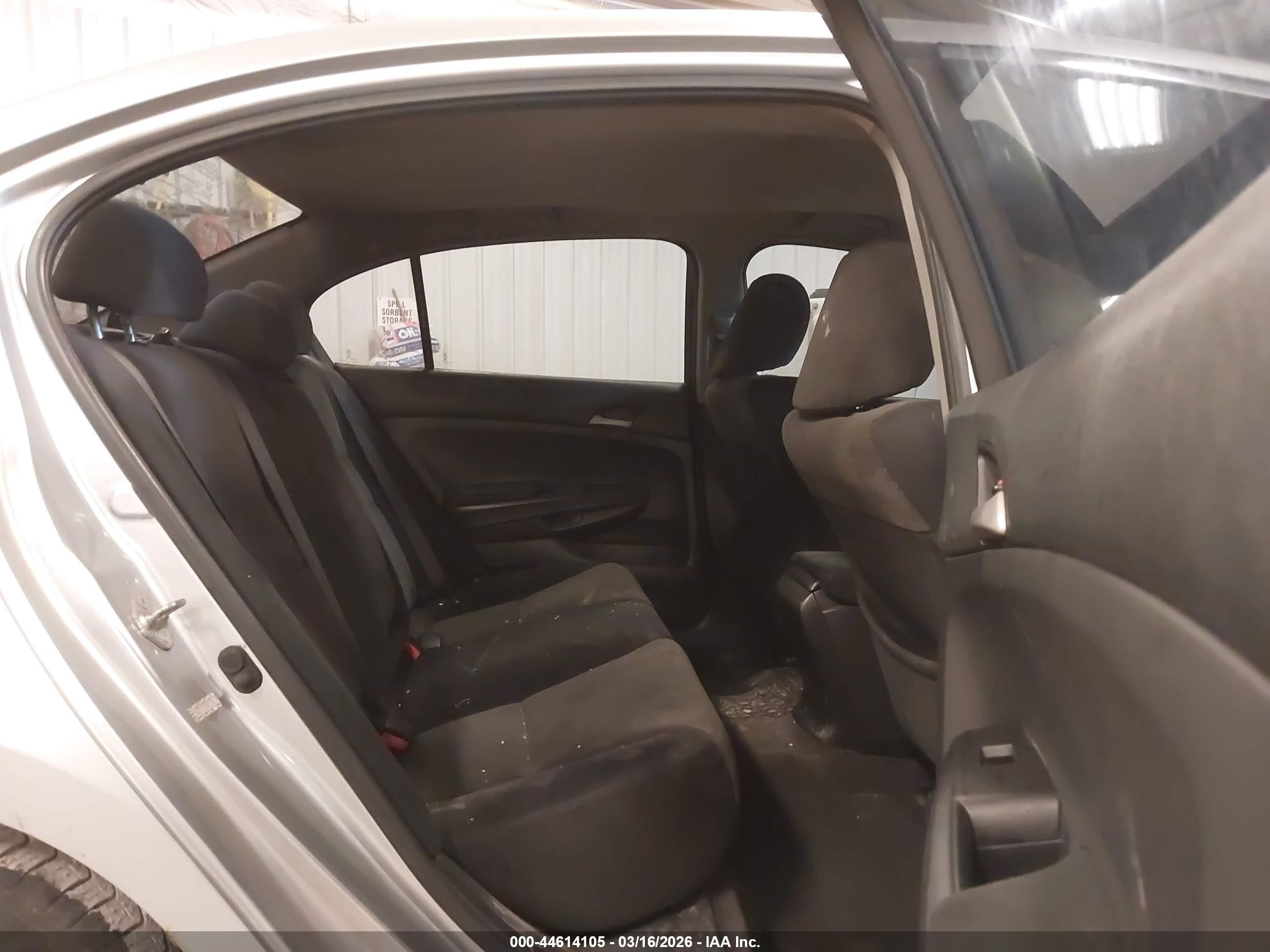 2009 Honda Accord 2.4 Lx-p Silver vin: 1HGCP26499A072905