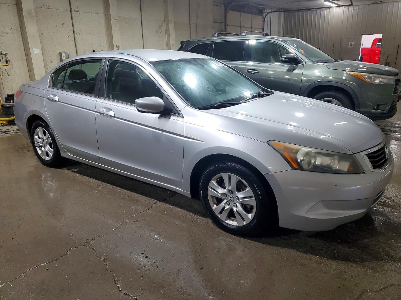 2009 Honda Accord Lxp Silver vin: 1HGCP264X9A073349