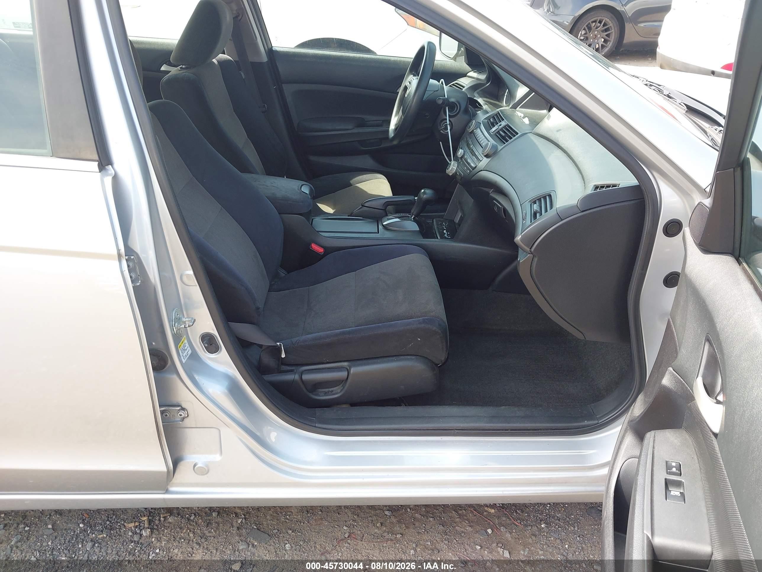 2009 Honda Accord 2.4 Lx-p Silver vin: 1HGCP264X9A088417