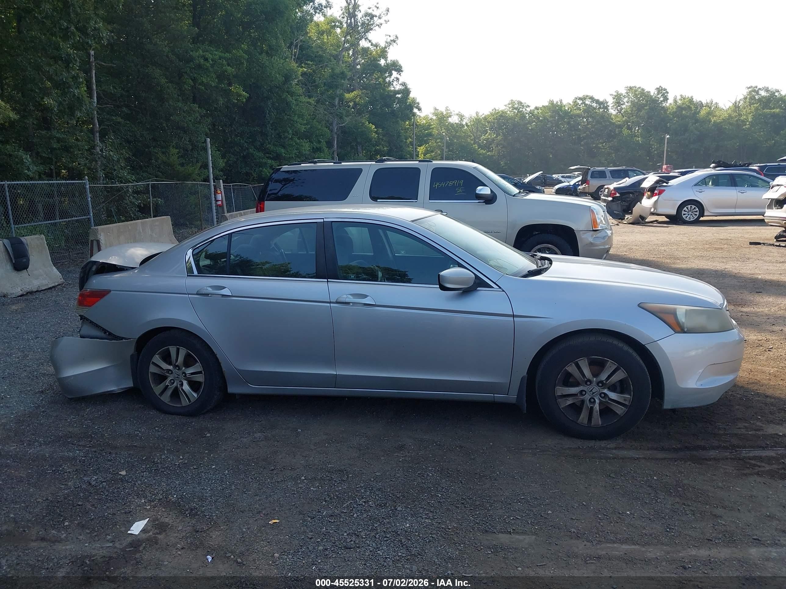 2009 Honda Accord 2.4 Lx-p Silver vin: 1HGCP264X9A138278