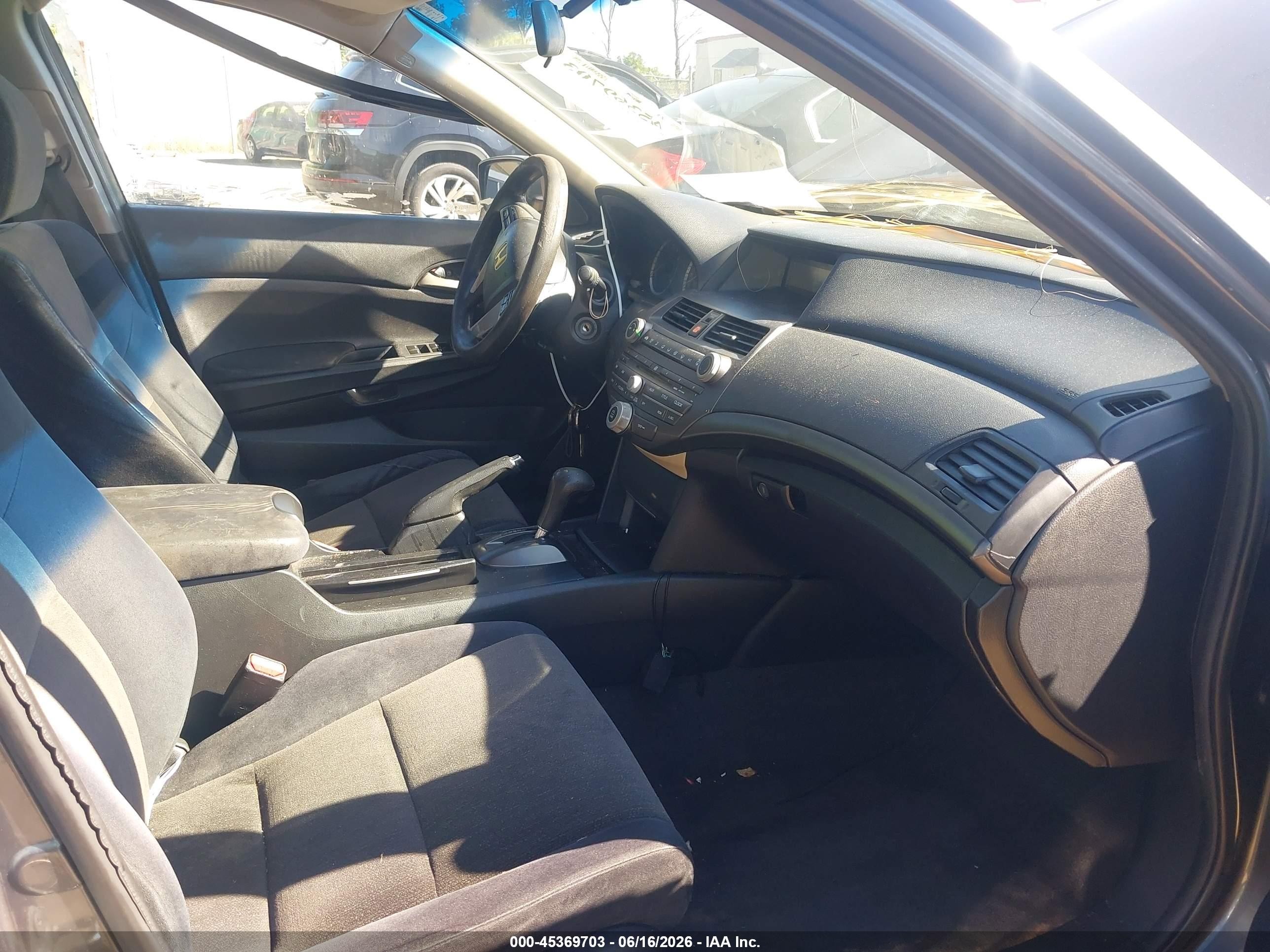 2009 Honda Accord 2.4 Lx-p Серый vin: 1HGCP264X9A167540