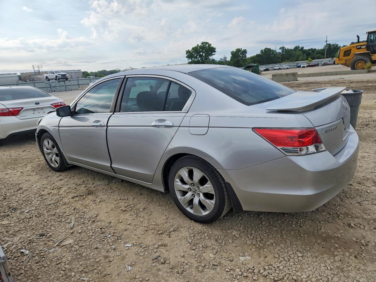 2008 Honda Accord Ex Silver vin: 1HGCP26708A090346