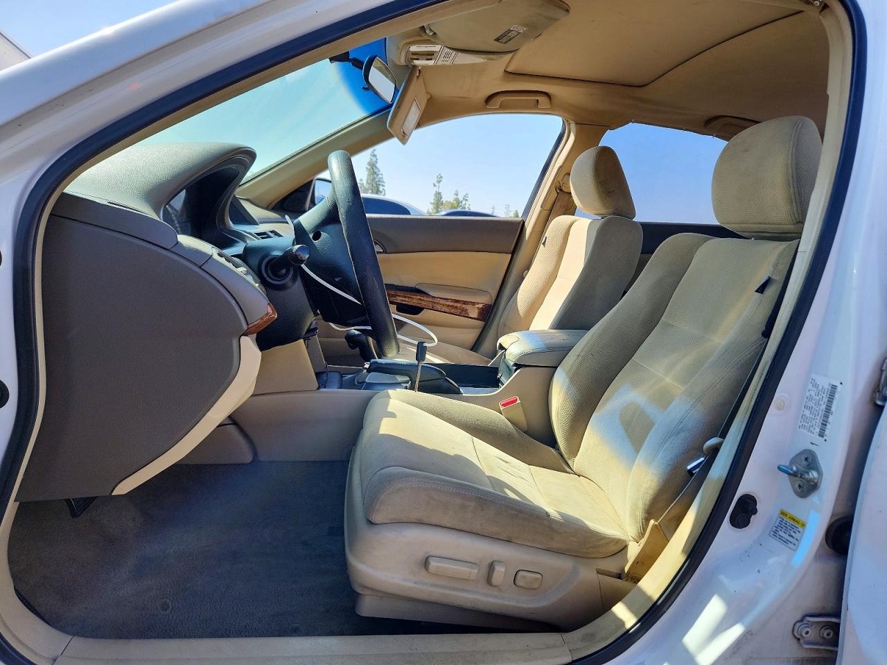 2009 Honda Accord Ex White vin: 1HGCP26709A021867