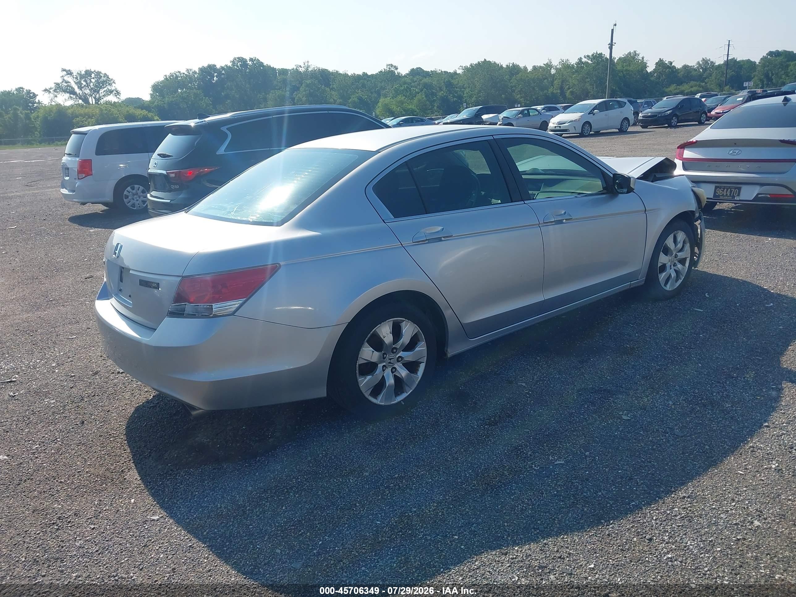 2008 Honda Accord 2.4 Ex Silver vin: 1HGCP26718A013047