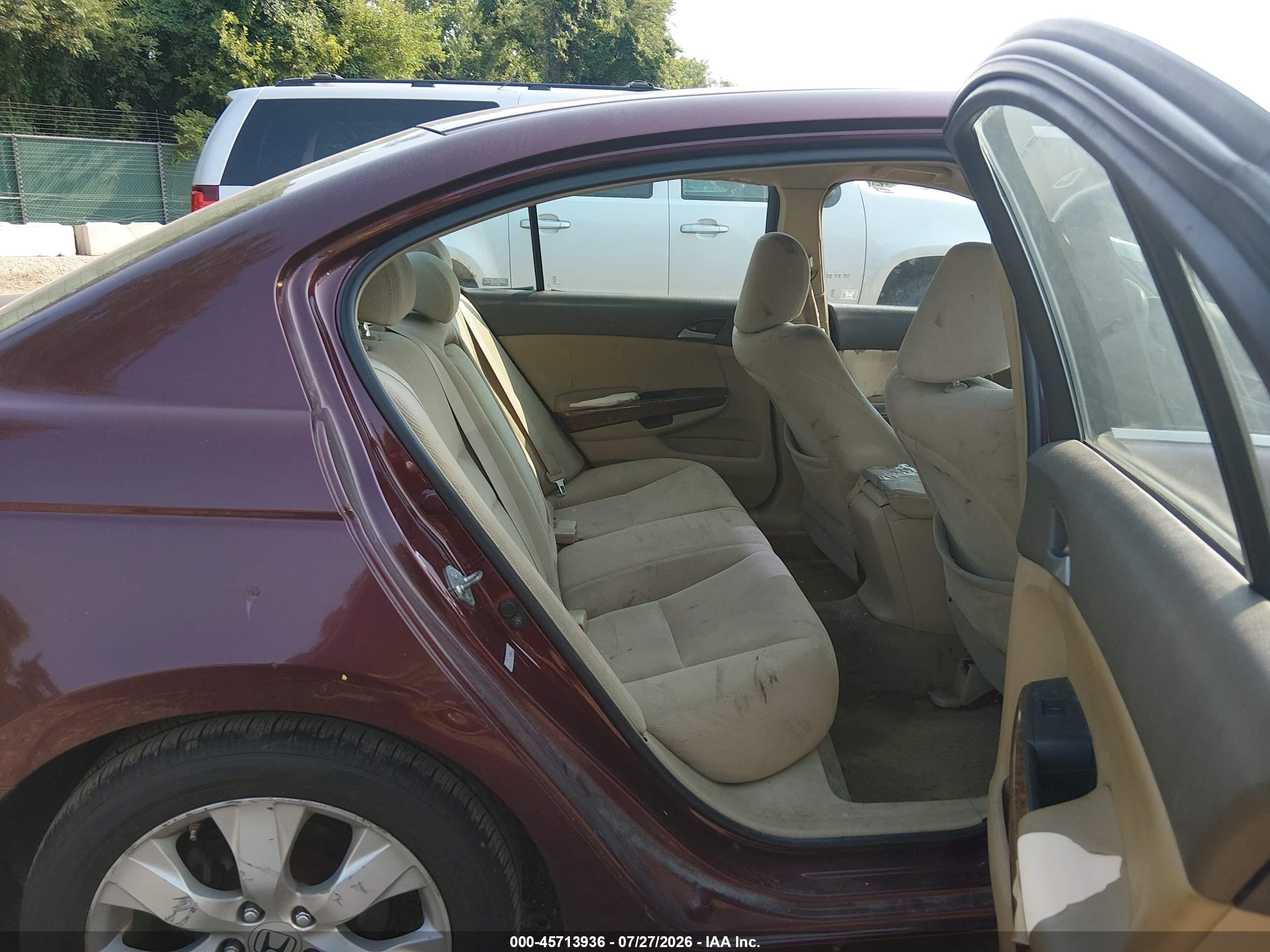 2008 Honda Accord 2.4 Ex Red vin: 1HGCP26718A066606