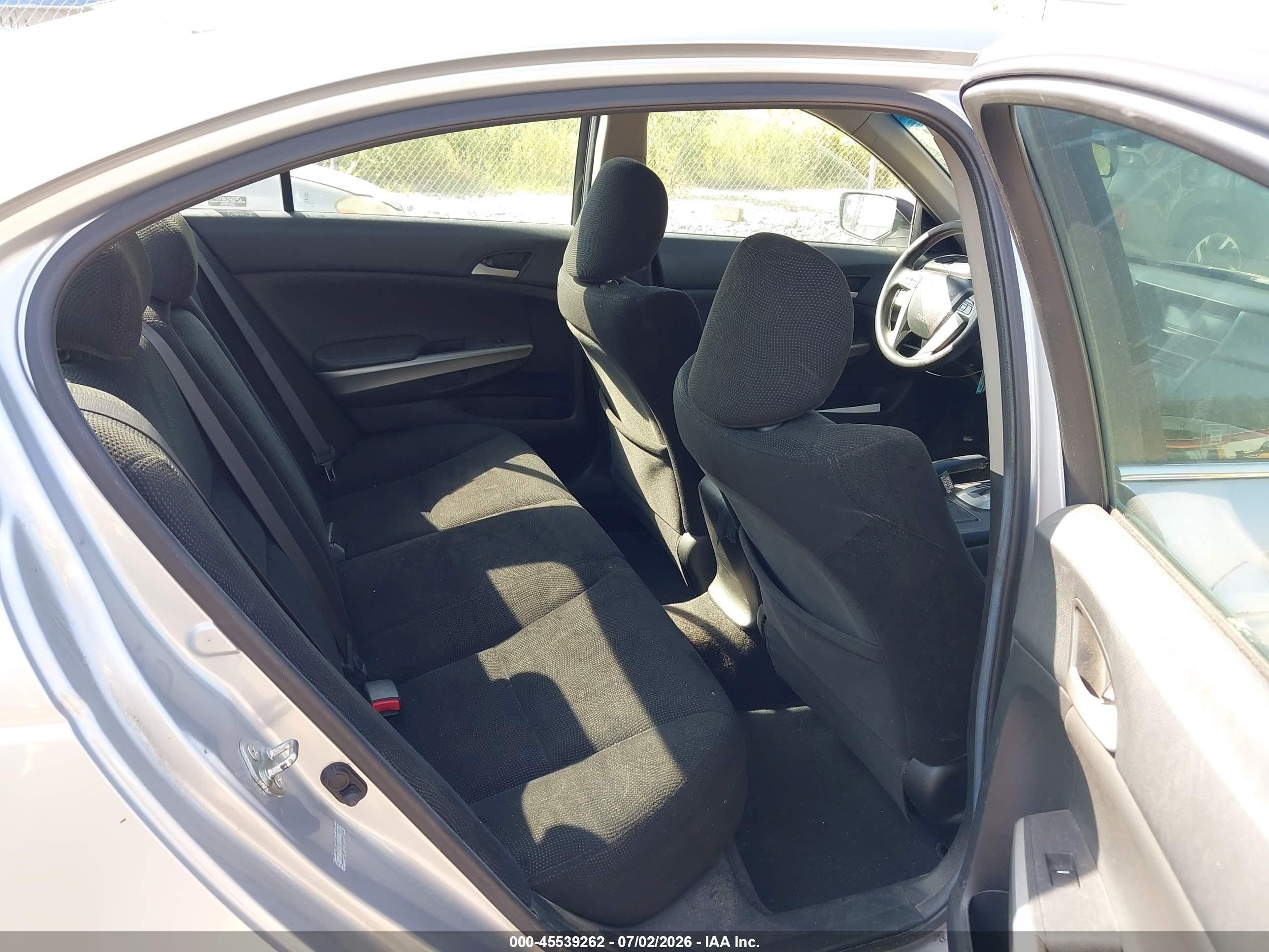 2009 Honda Accord 2.4 Ex Silver vin: 1HGCP26719A031050
