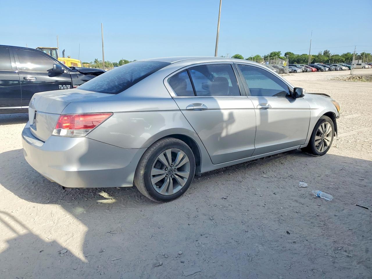 2009 Honda Accord Ex Серебряный vin: 1HGCP26719A137305