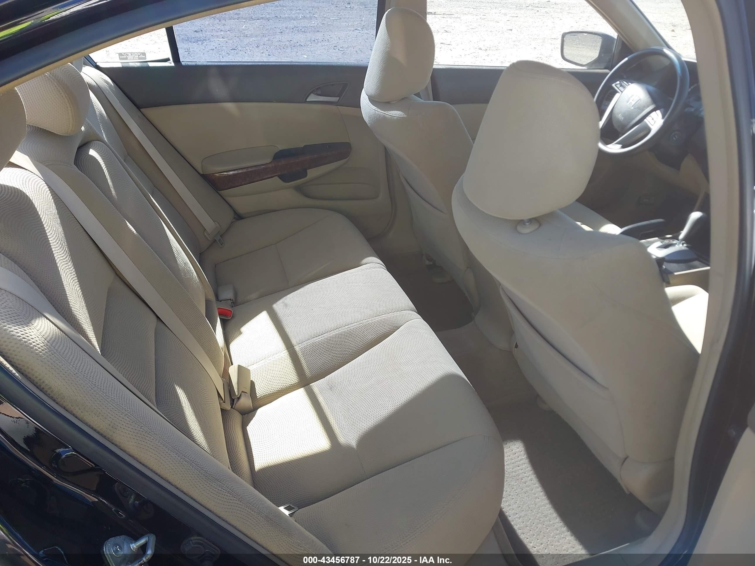 2009 Honda Accord 2.4 Ex Black vin: 1HGCP26719A140611