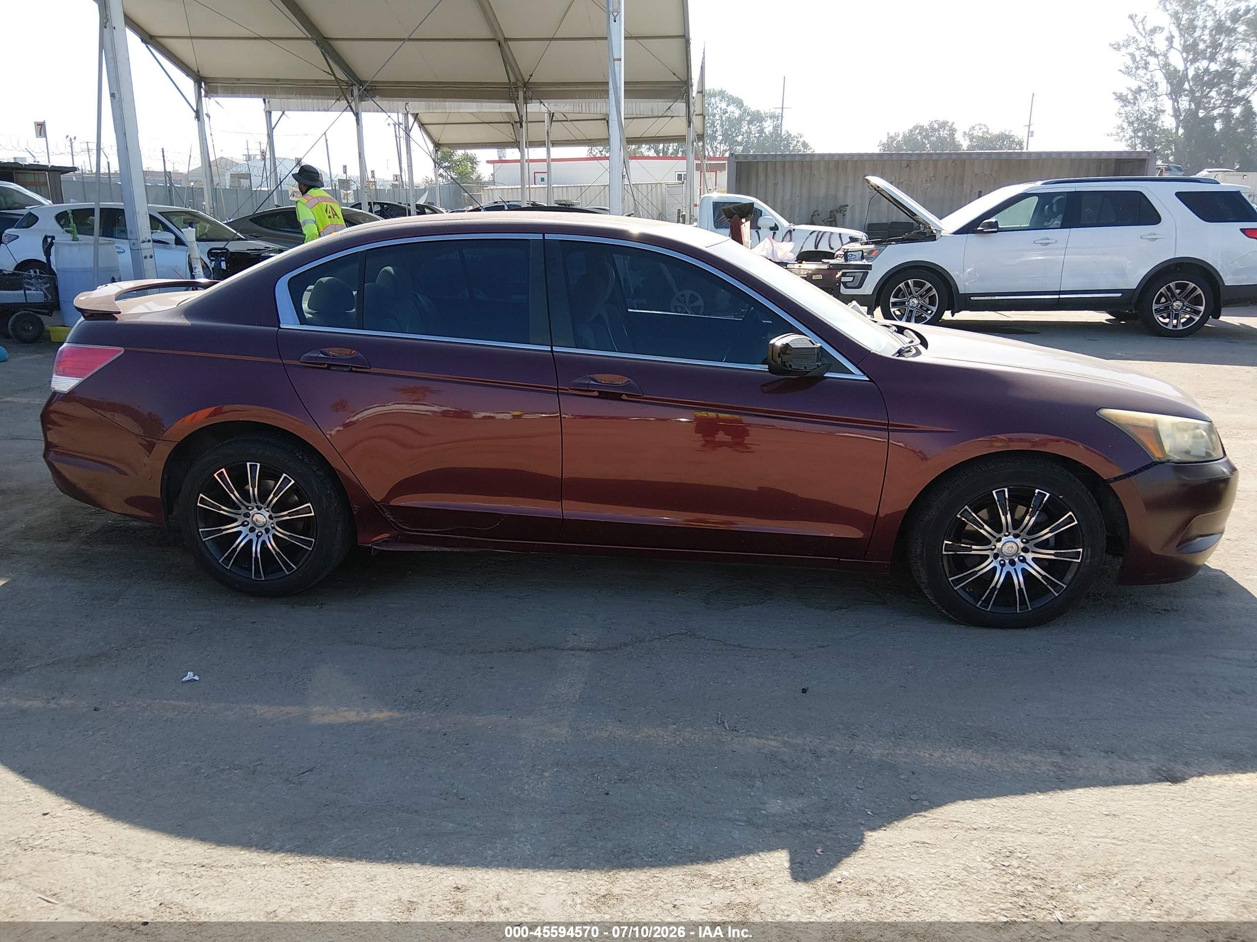 2008 Honda Accord 2.4 Ex Burgundy vin: 1HGCP26728A118857