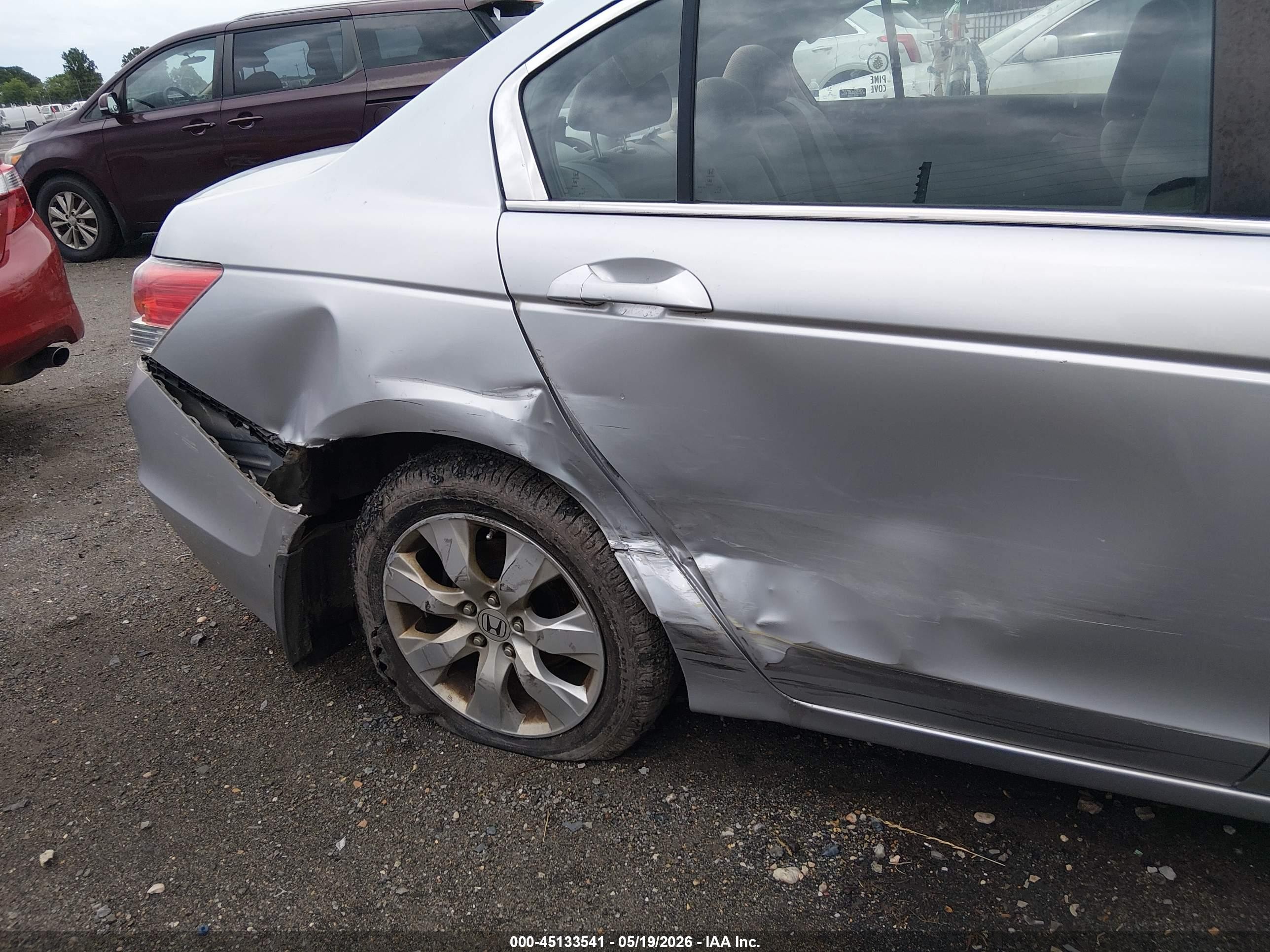 2009 Honda Accord 2.4 Ex Silver vin: 1HGCP26729A142500