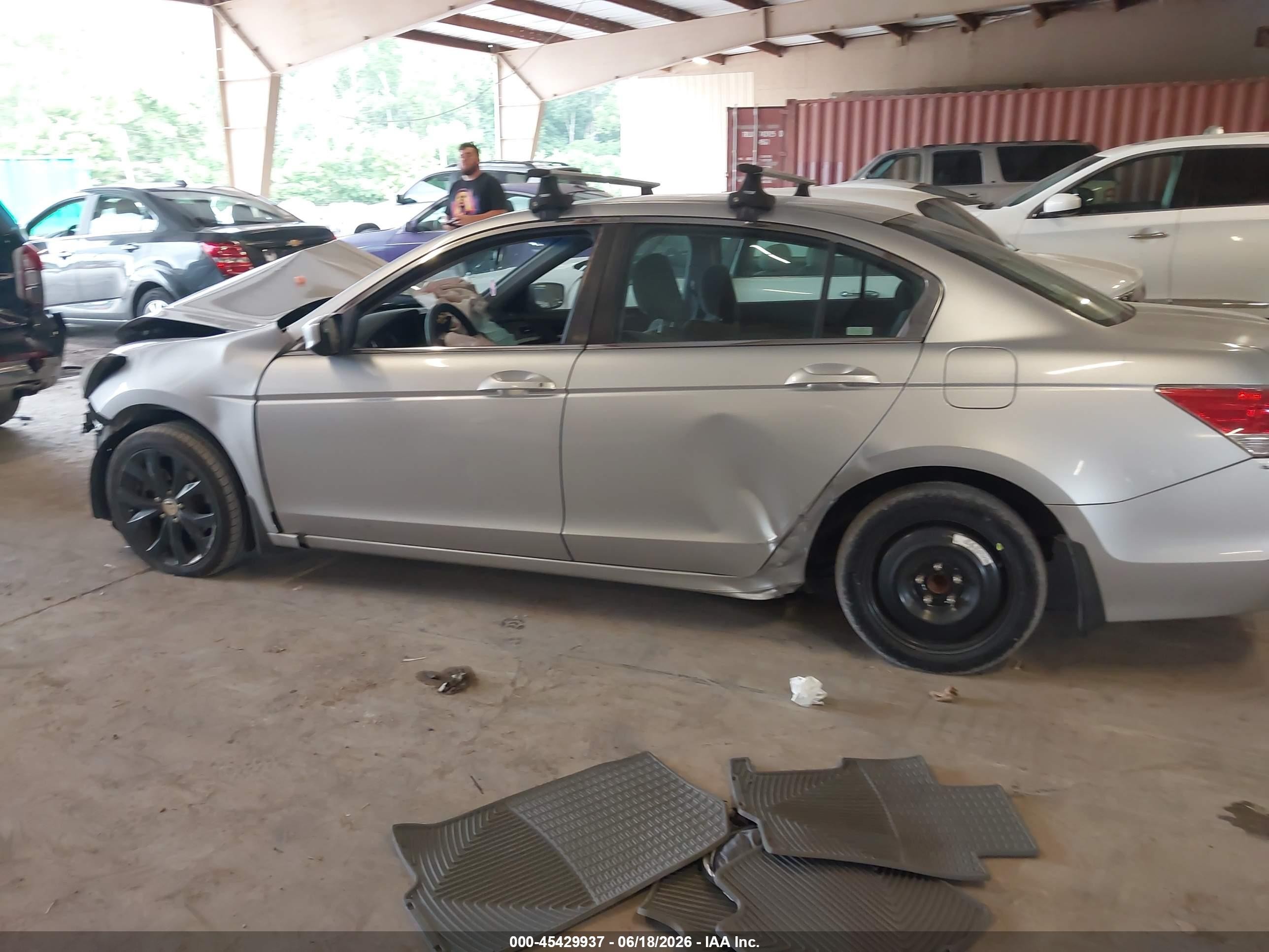 2009 Honda Accord 2.4 Ex Silver vin: 1HGCP26729A173987