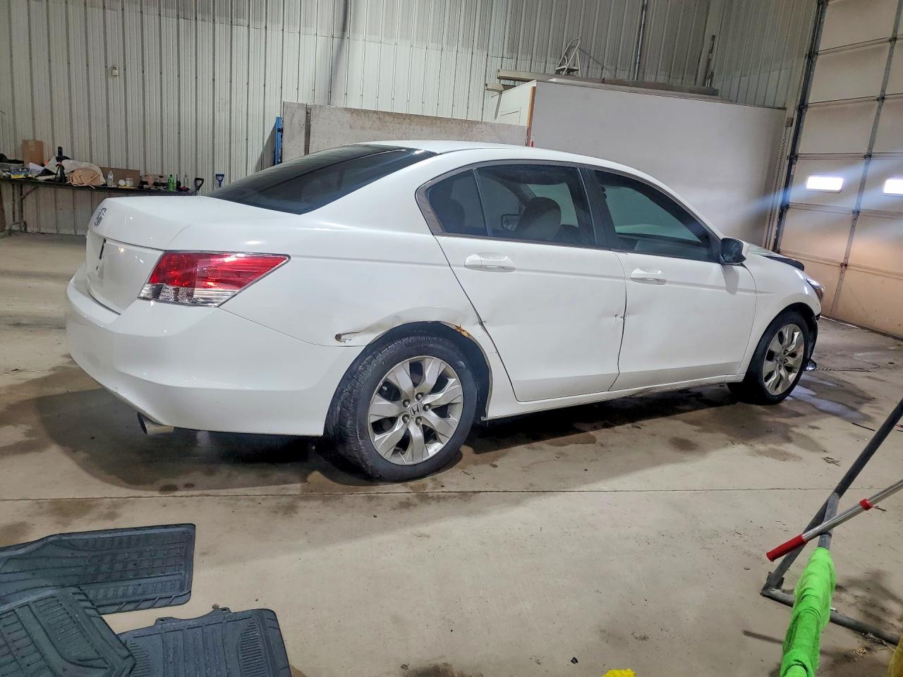 2008 Honda Accord Ex White vin: 1HGCP26738A013292