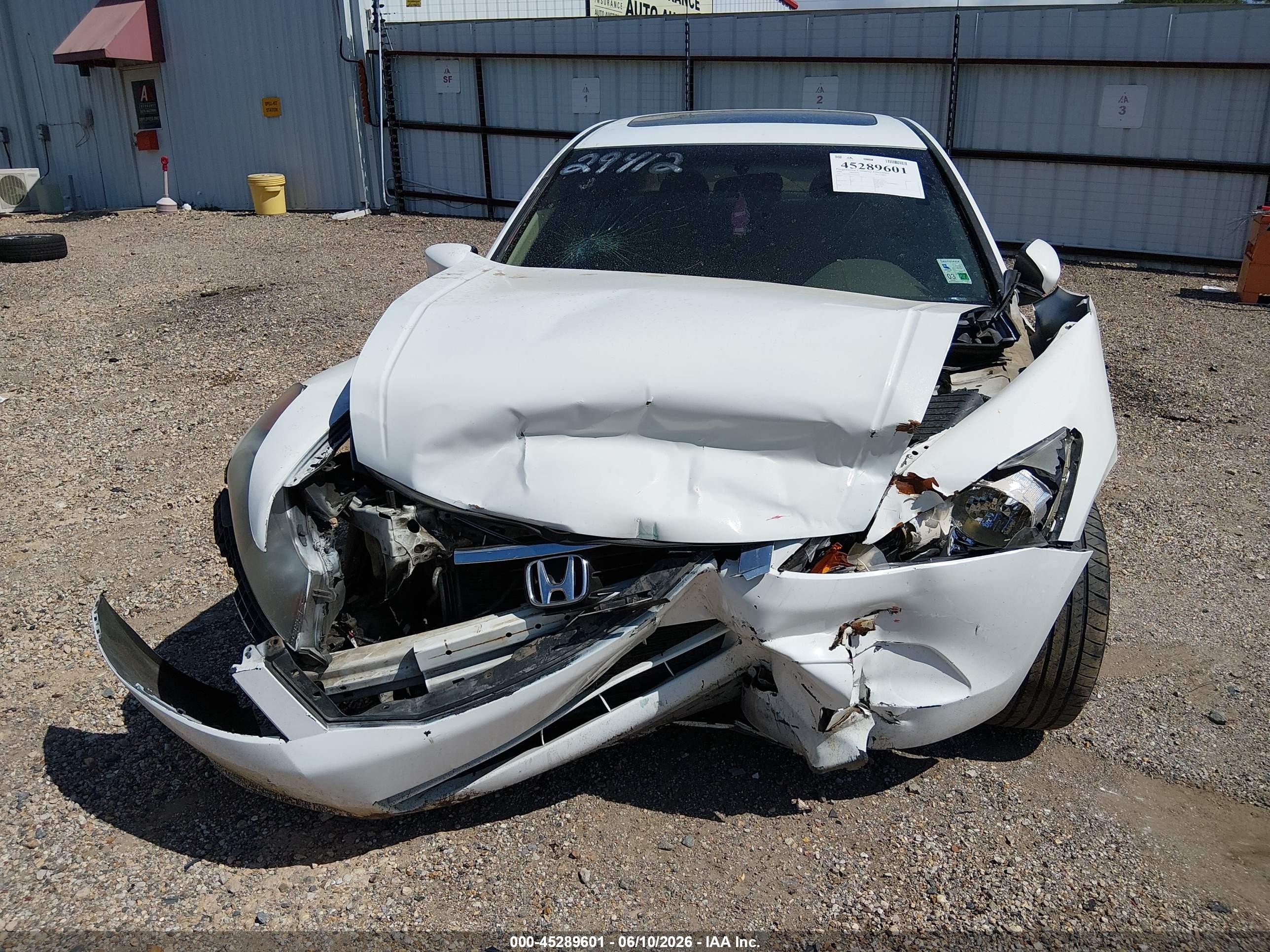2008 Honda Accord 2.4 Ex Белый vin: 1HGCP26738A114381