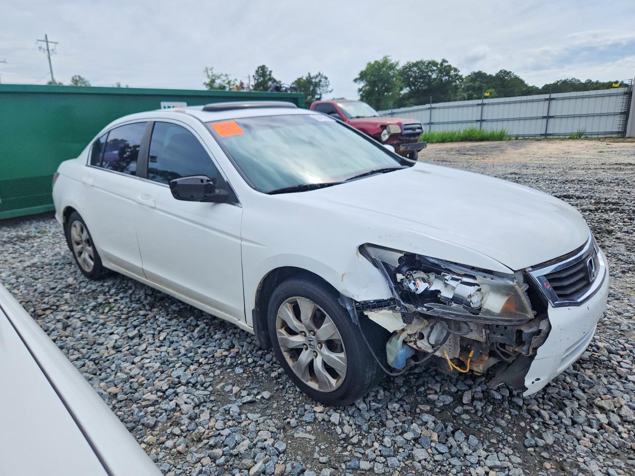 2009 Honda Accord Ex White vin: 1HGCP26739A068701