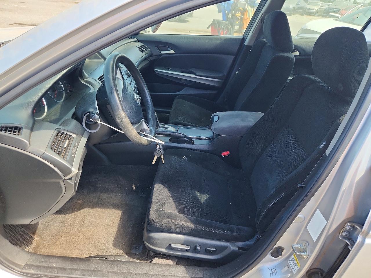 2009 Honda Accord Ex Silver vin: 1HGCP26739A143090